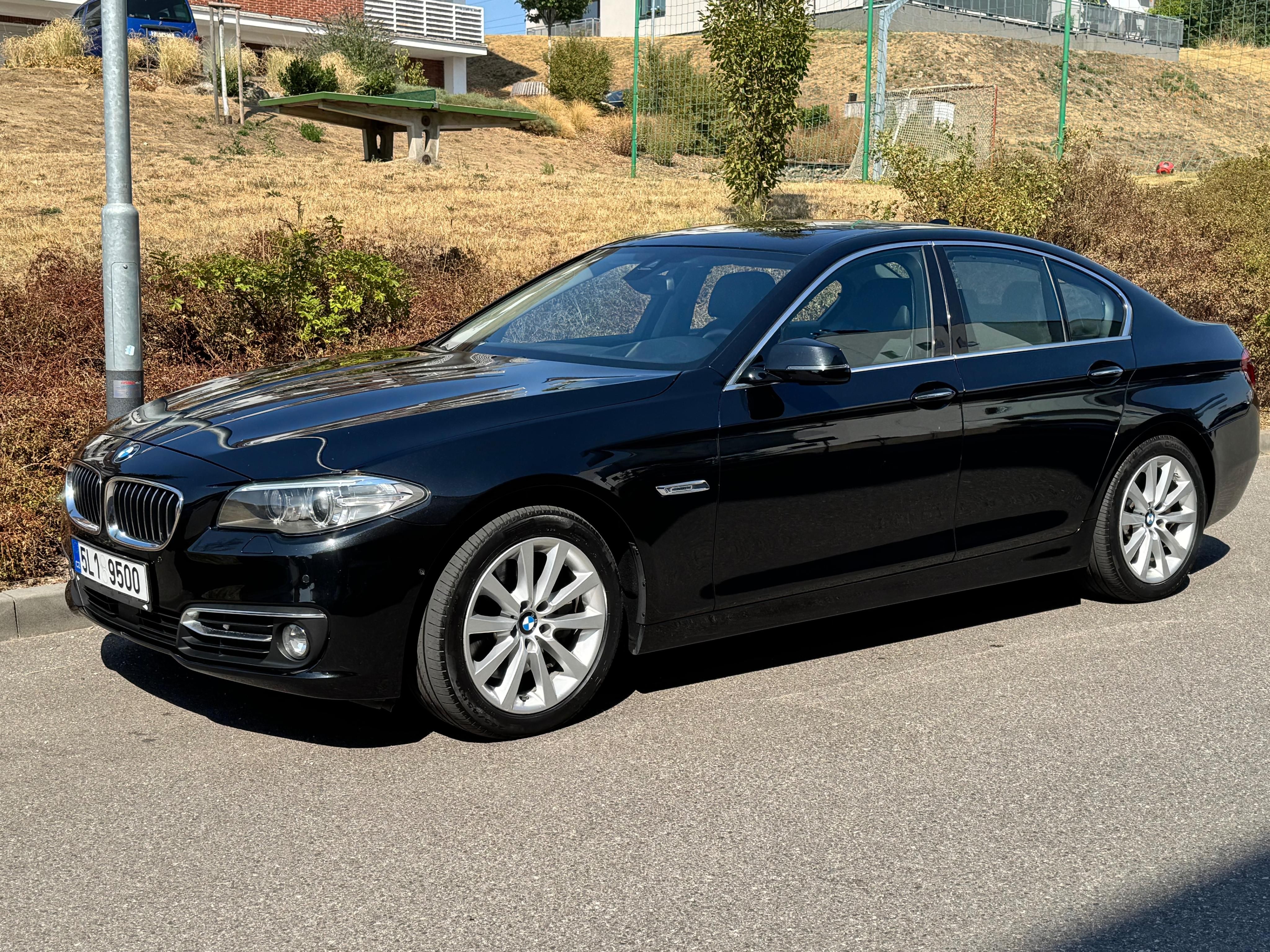 BMW Řada 5, Bmw 530xd top stav, top výbava - fotka 2