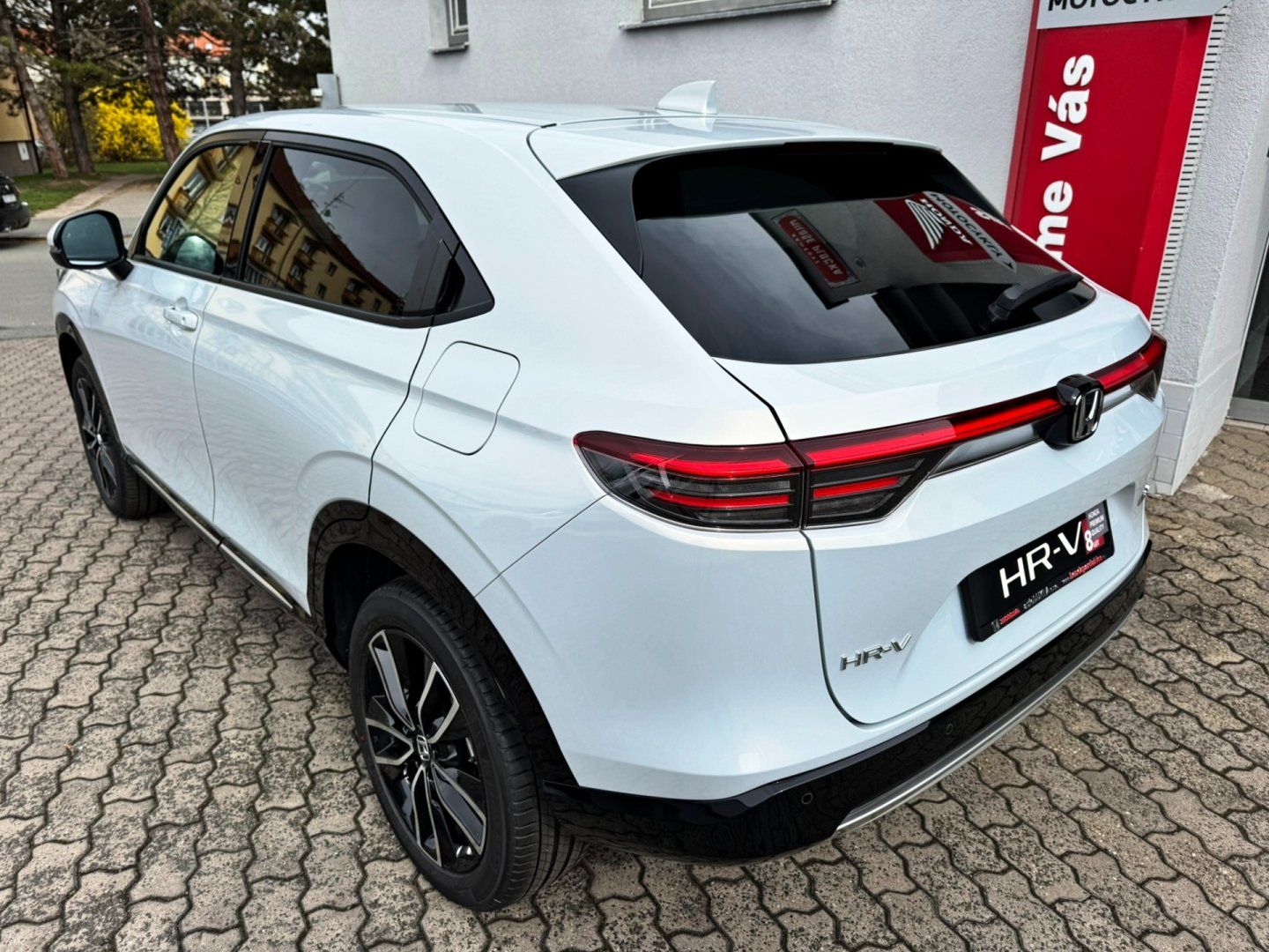 Honda HR-V, 1.5 e:HEV Advance MR27 SKLADEM - fotka 6