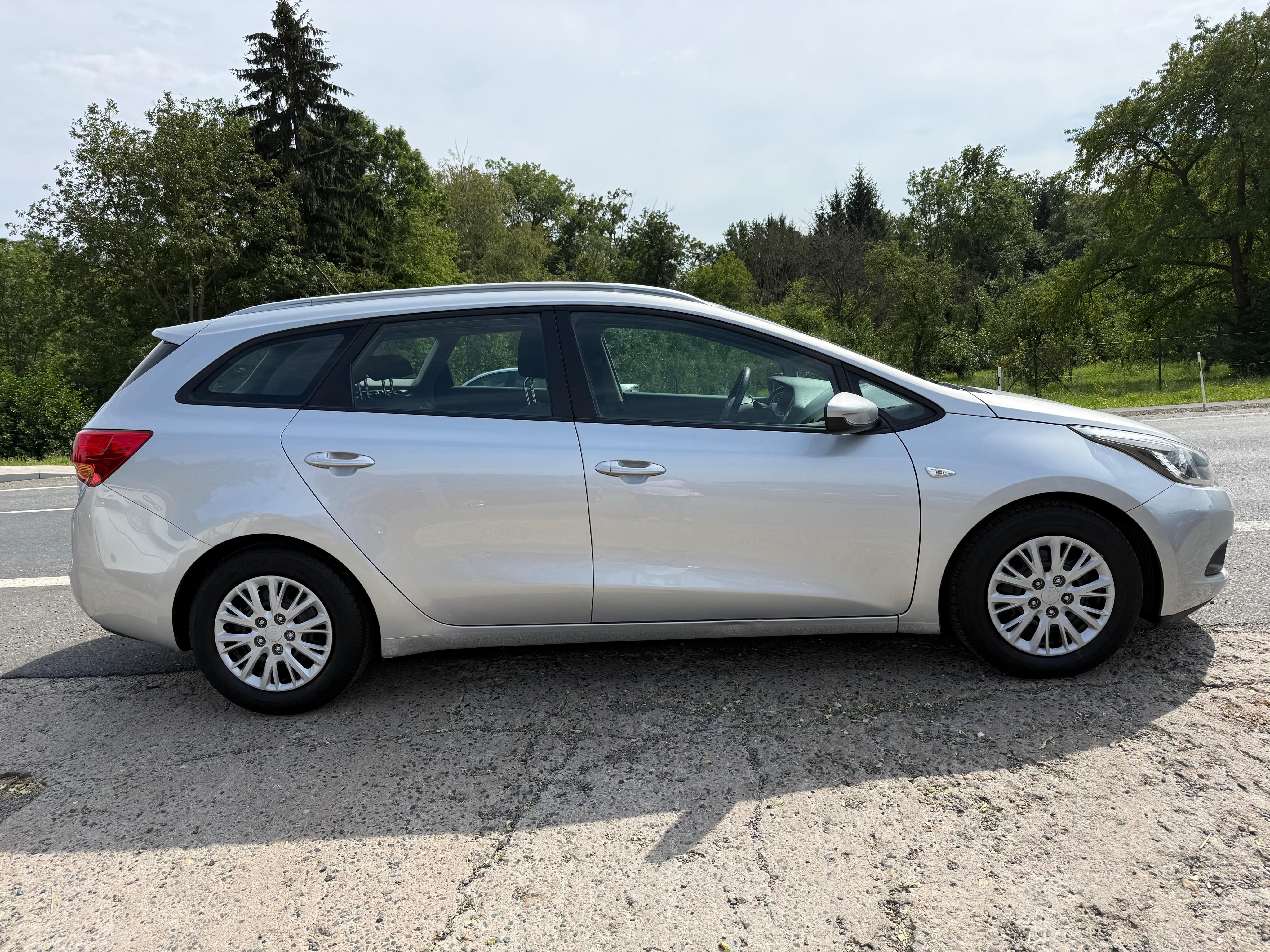 Kia Cee´d, 1.4CVVT ČR - fotka 5