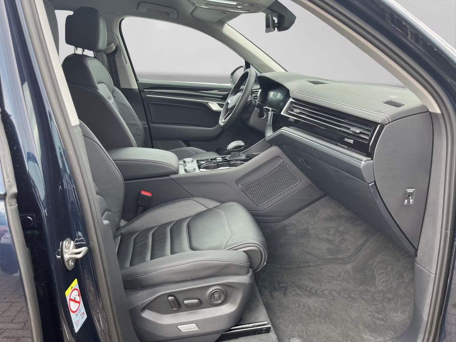 Volkswagen Touareg, 3.0 TDI 4M R-LINE*Kůže*Vzduch* - fotka 5