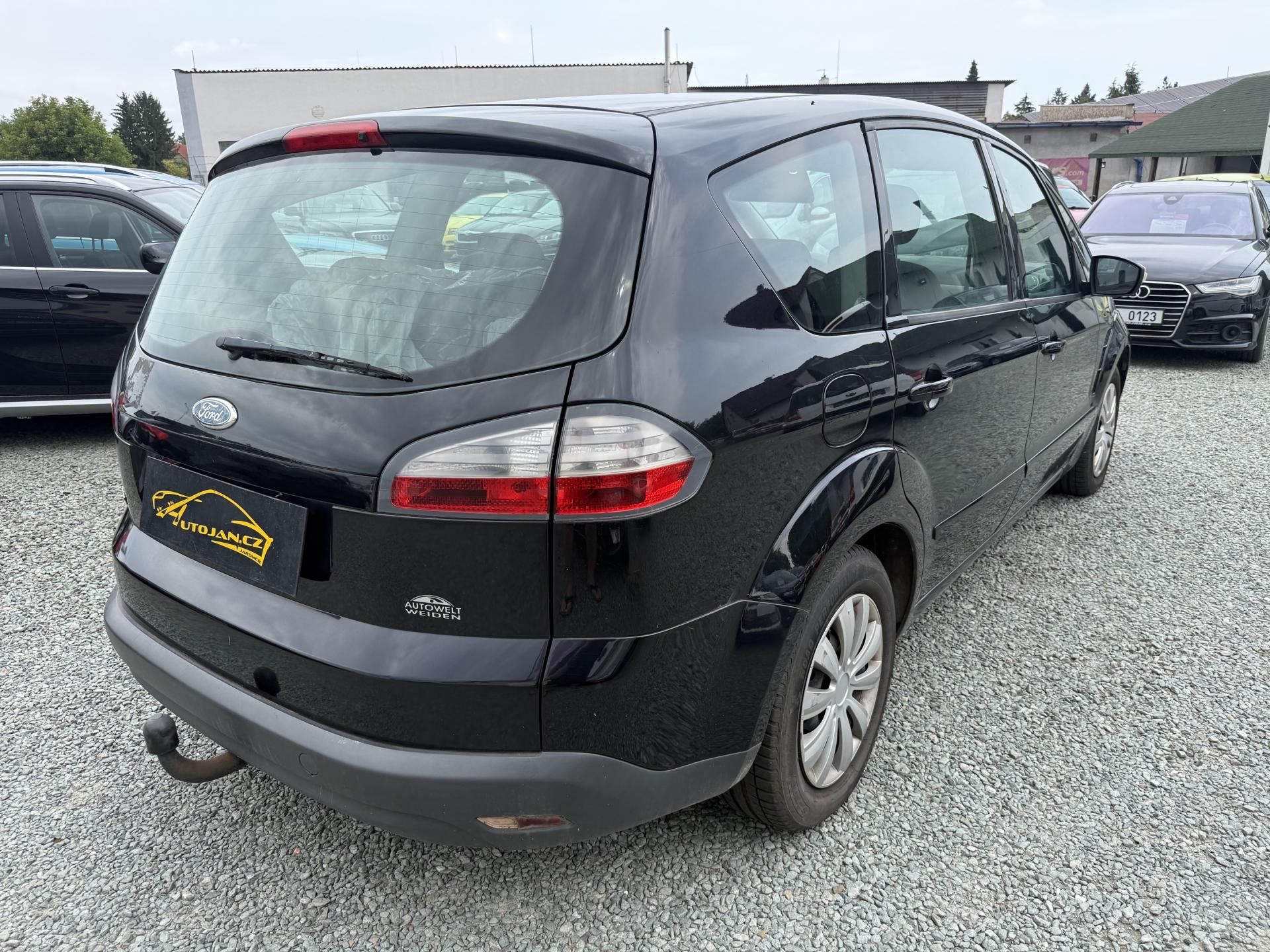 Ford S-MAX, 2.0 16V - fotka 6