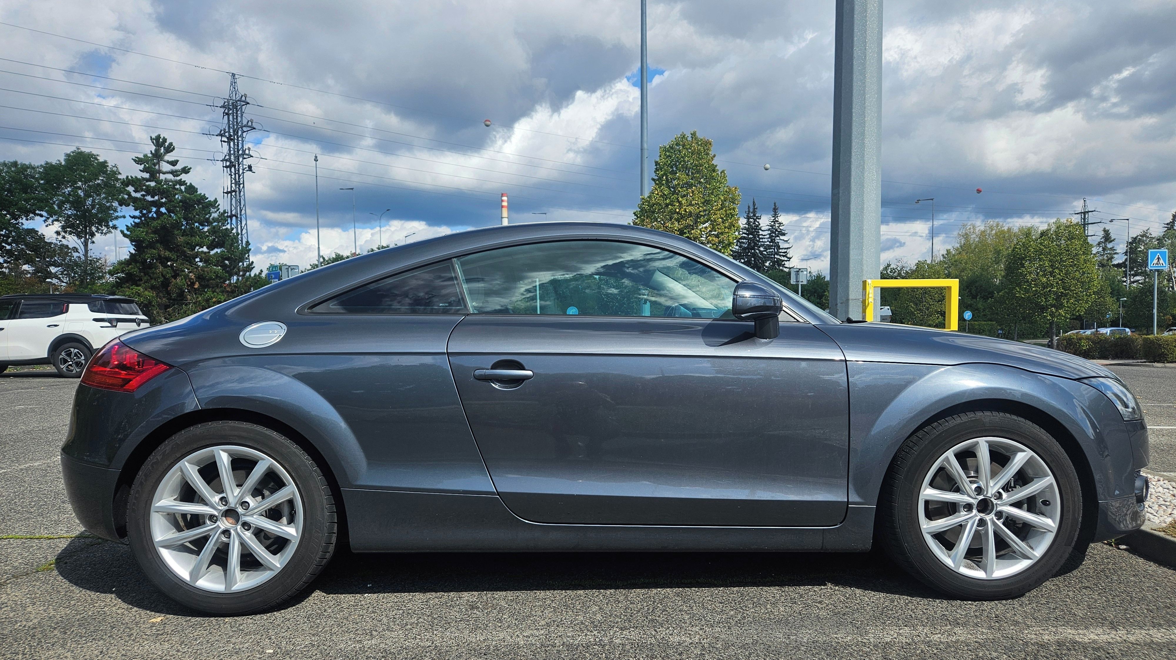 Audi TT, Audi TT 2.0 TFSI 147 kW - fotka 6