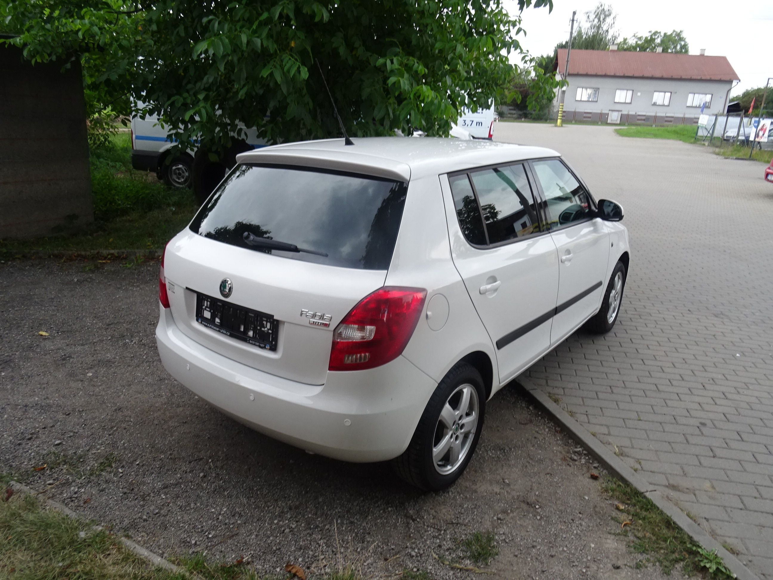 Škoda Fabia, 1.2 I PRAV. SERVIS, NOVÁ STK ! - fotka 3