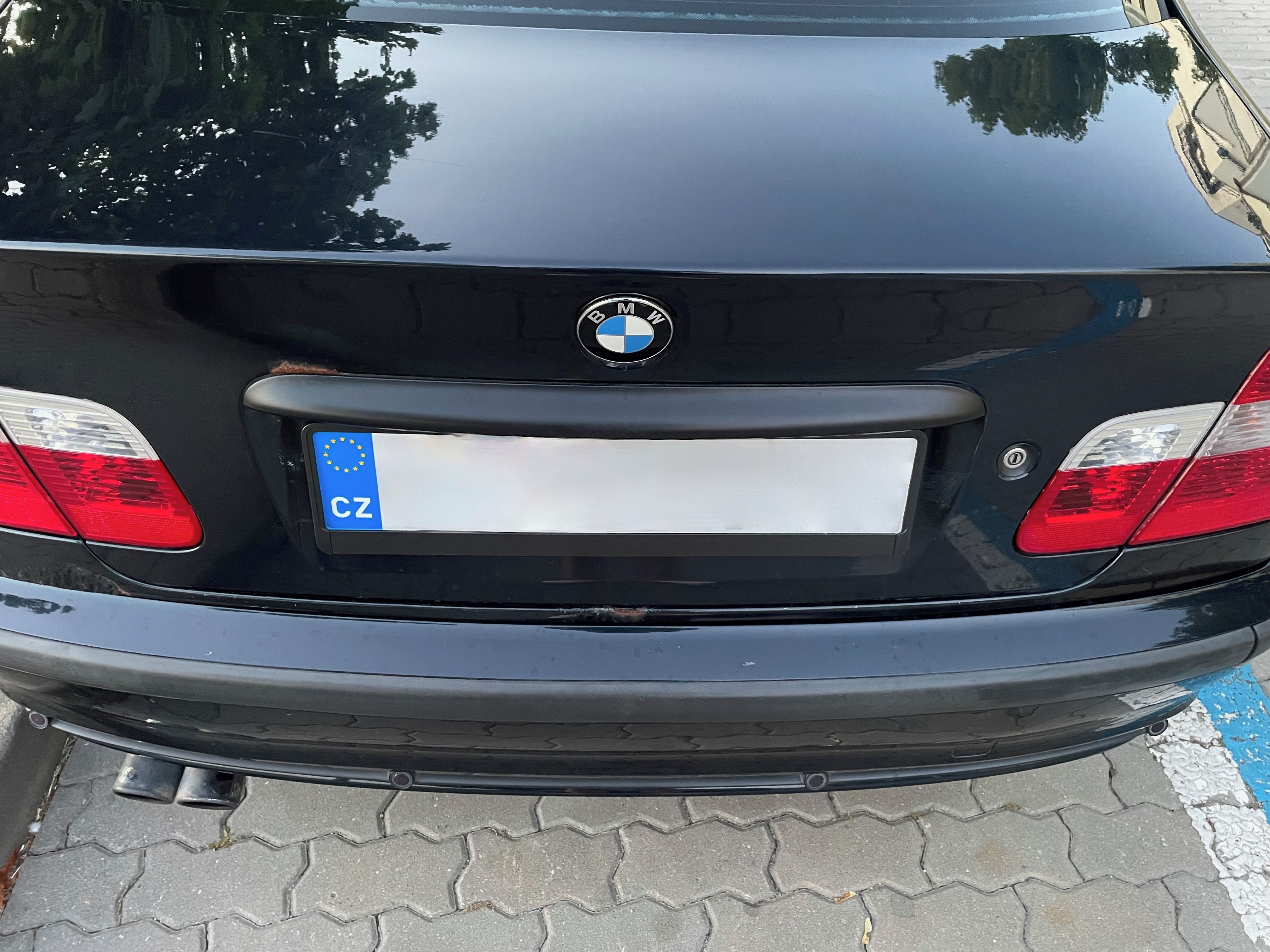 BMW Řada 3, 330i Individual, H&K, sp. kůže - fotka 5