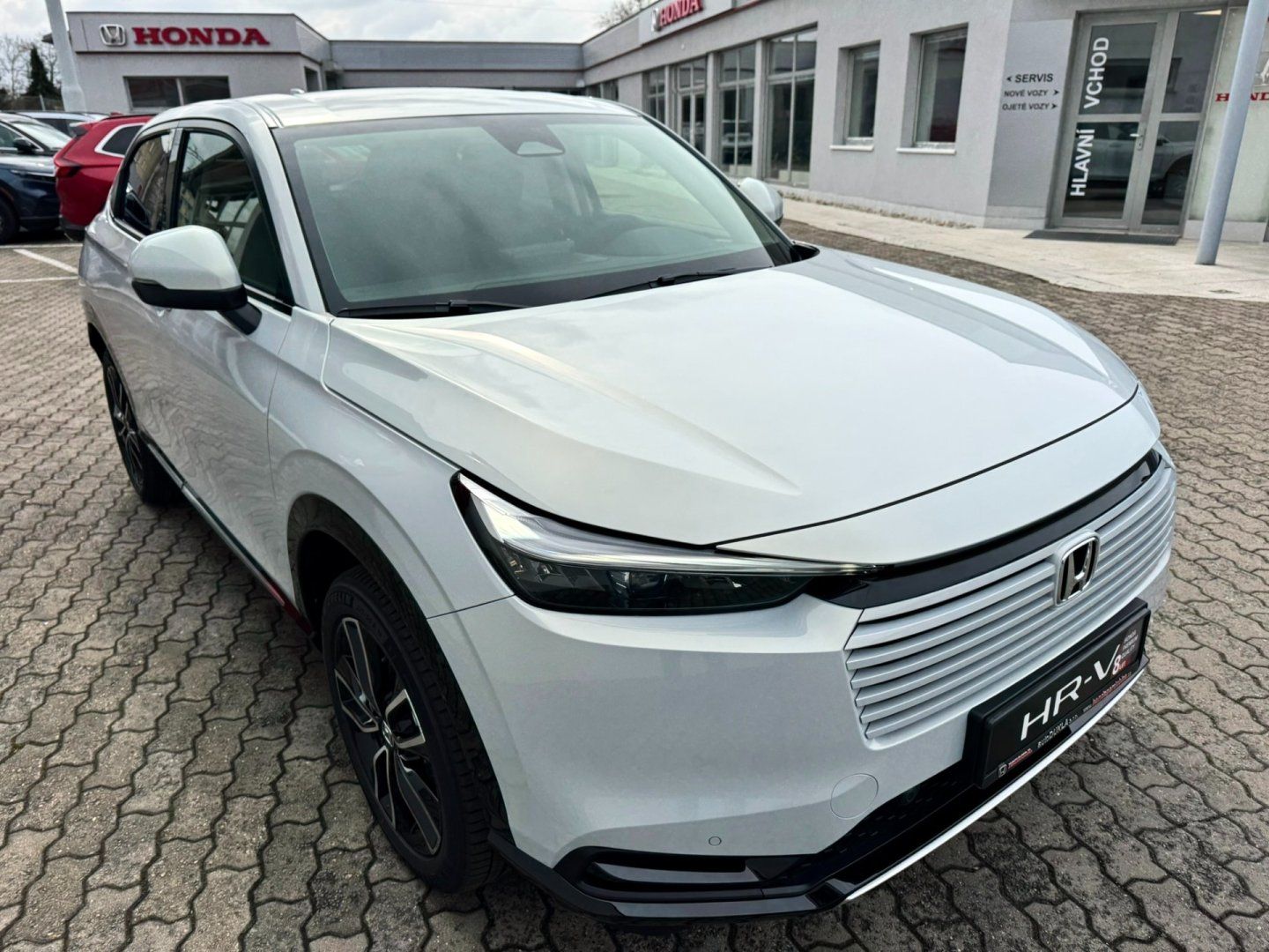 Honda HR-V, 1.5 e:HEV Advance MR27 SKLADEM - fotka 3