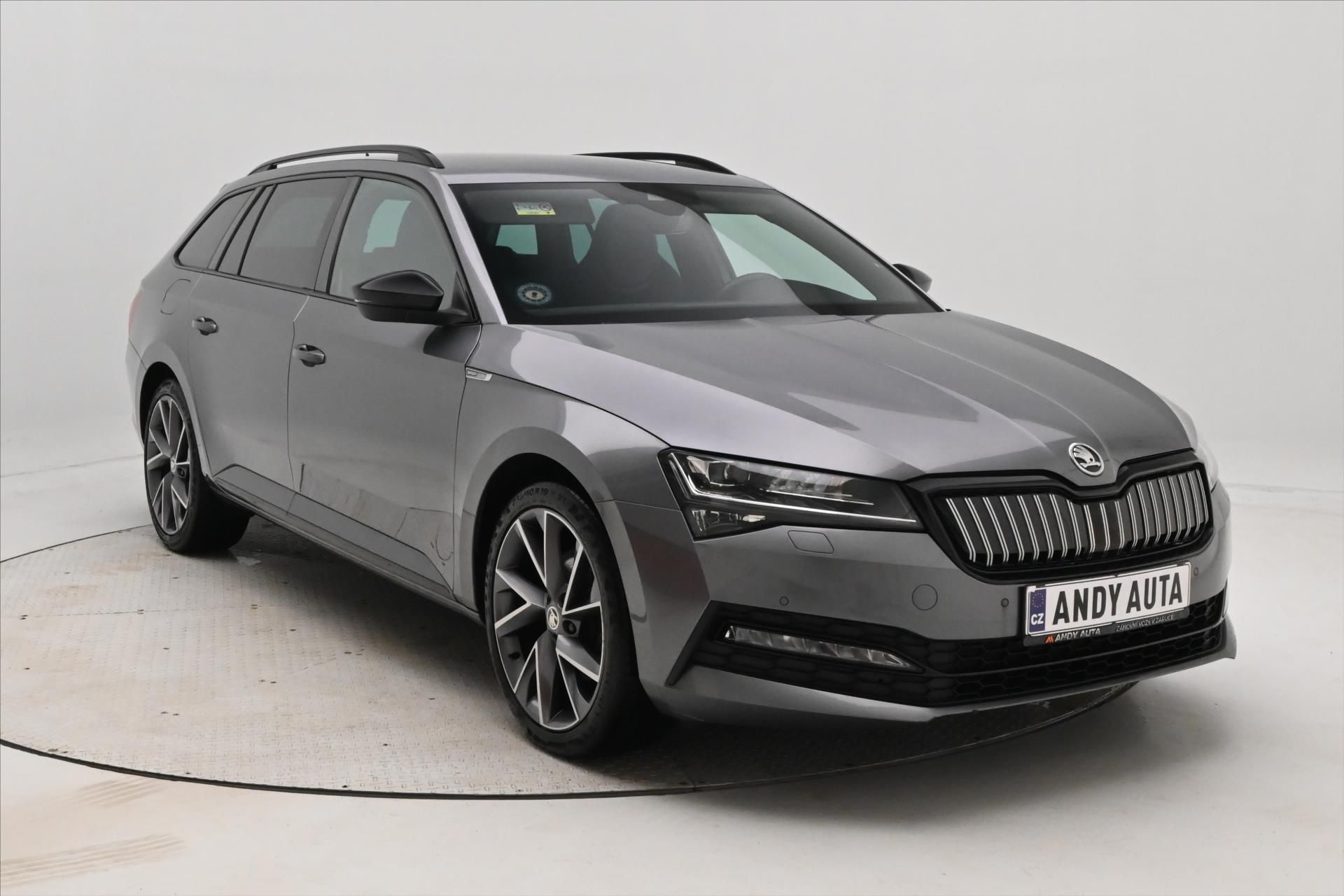 Škoda Superb, 1,4 TSI 115kW iV DSG Sportline - fotka 3