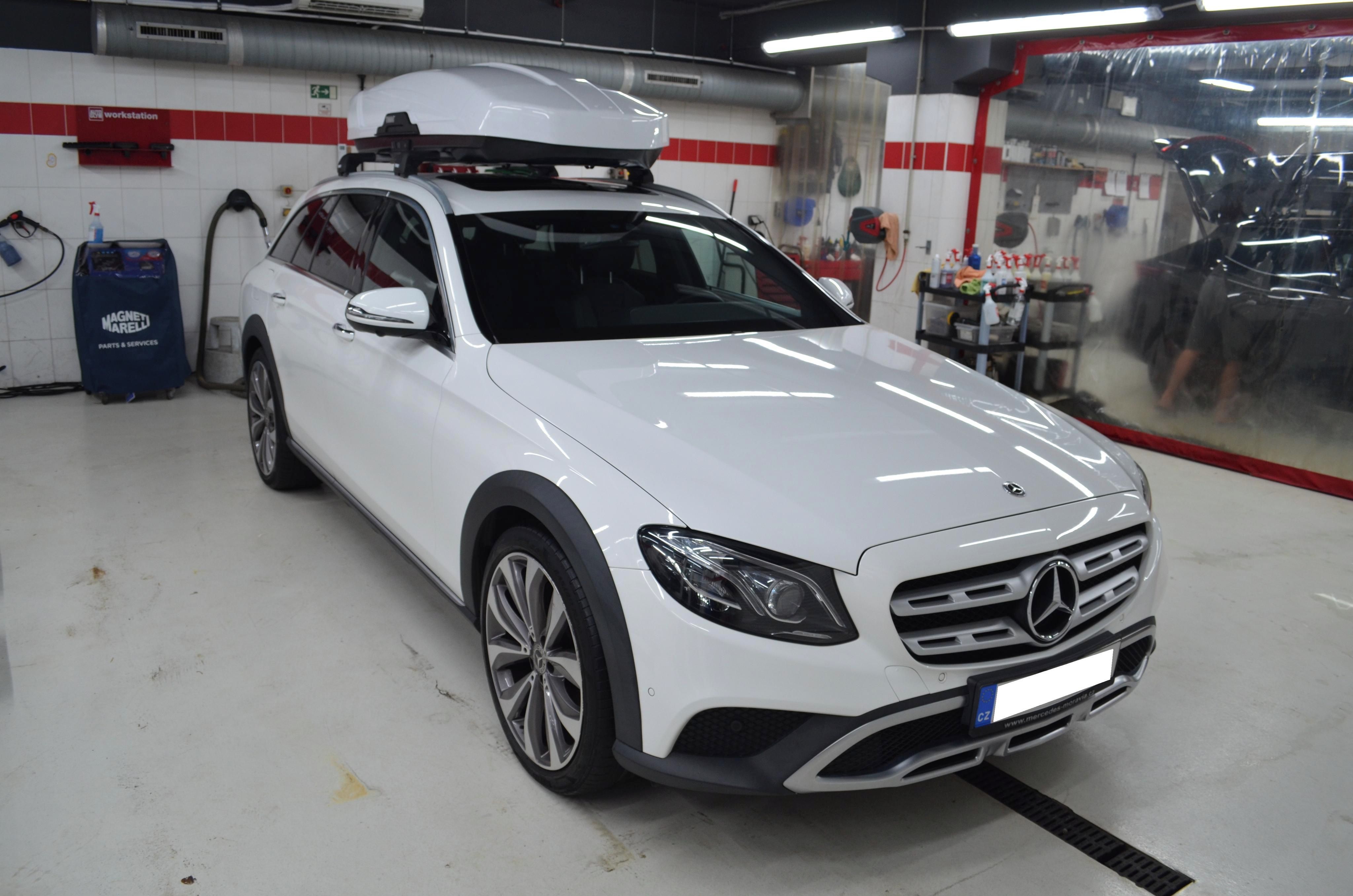 Mercedes-Benz Třídy E, 4MATIC, ALL TERRAIN, AIR, DPH - fotka 3