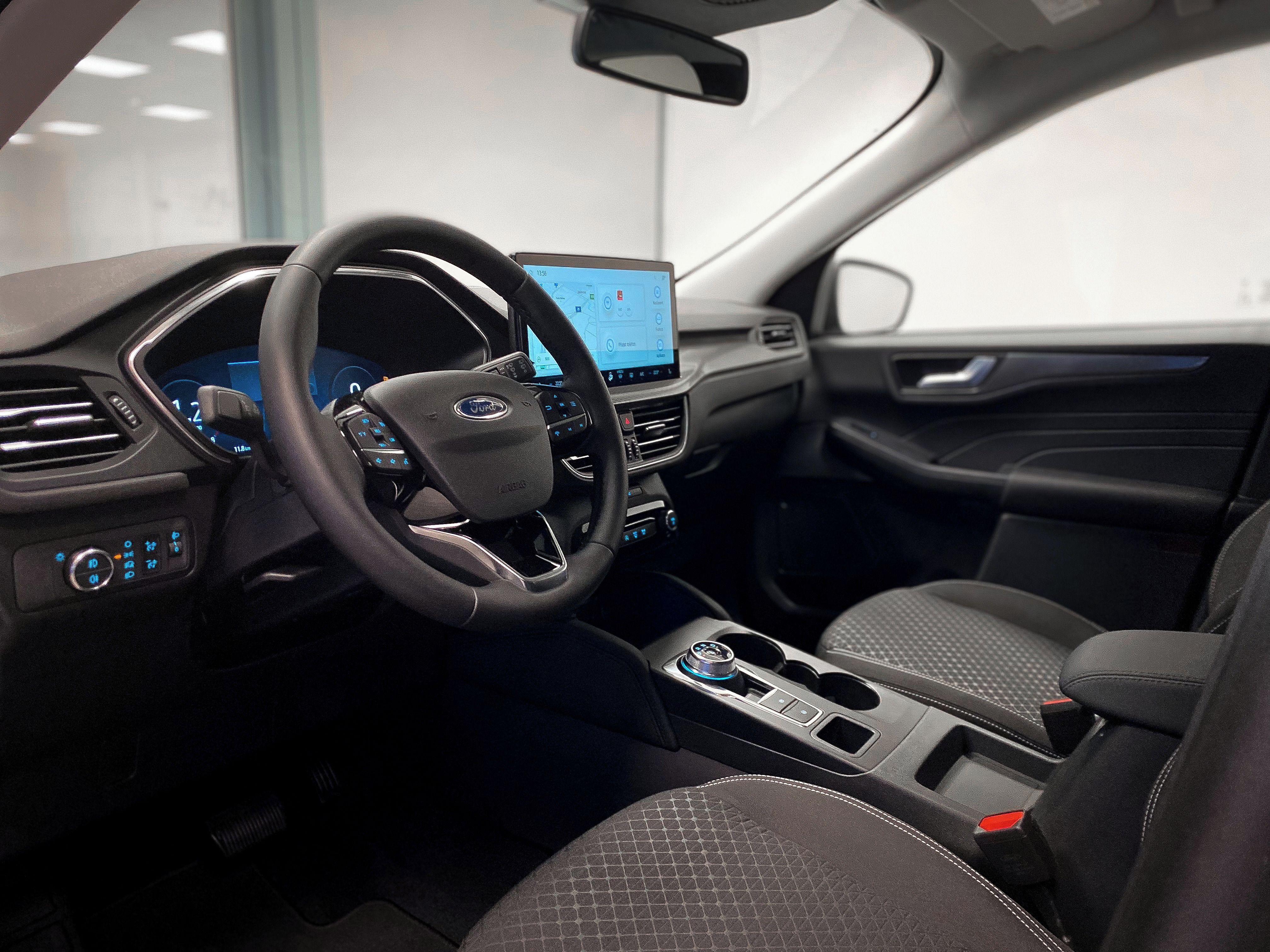 Ford Kuga, 2,5 Duratec HEV Titanium - fotka 5