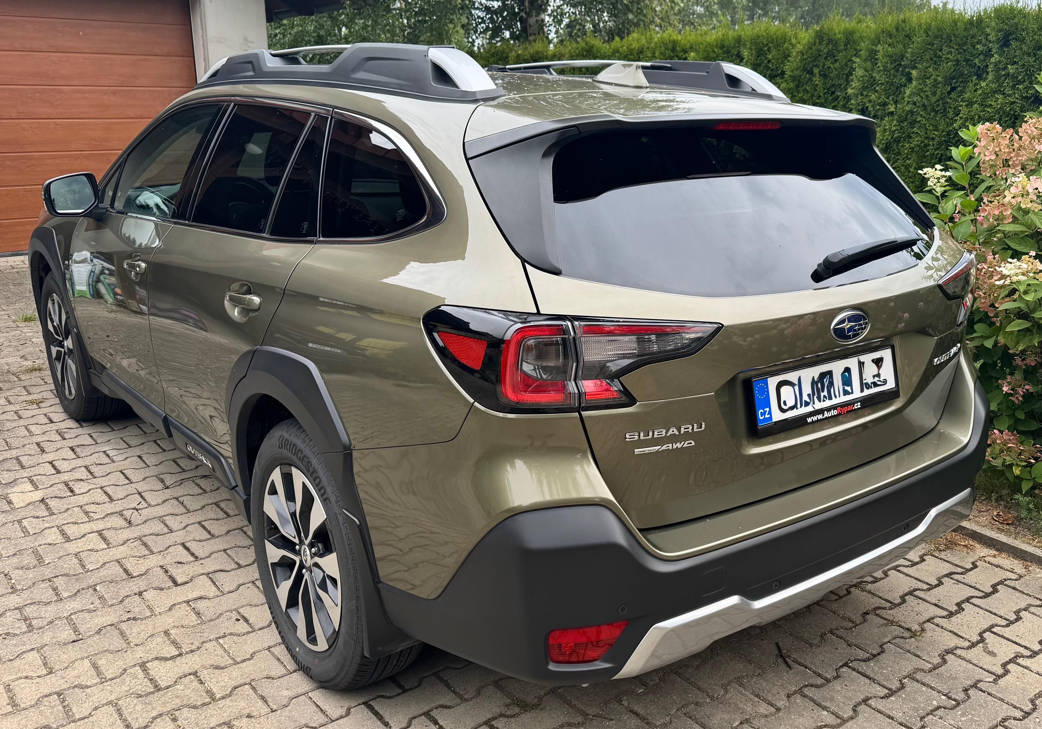 Subaru Outback, Touring 2.5 4x4 - fotka 5