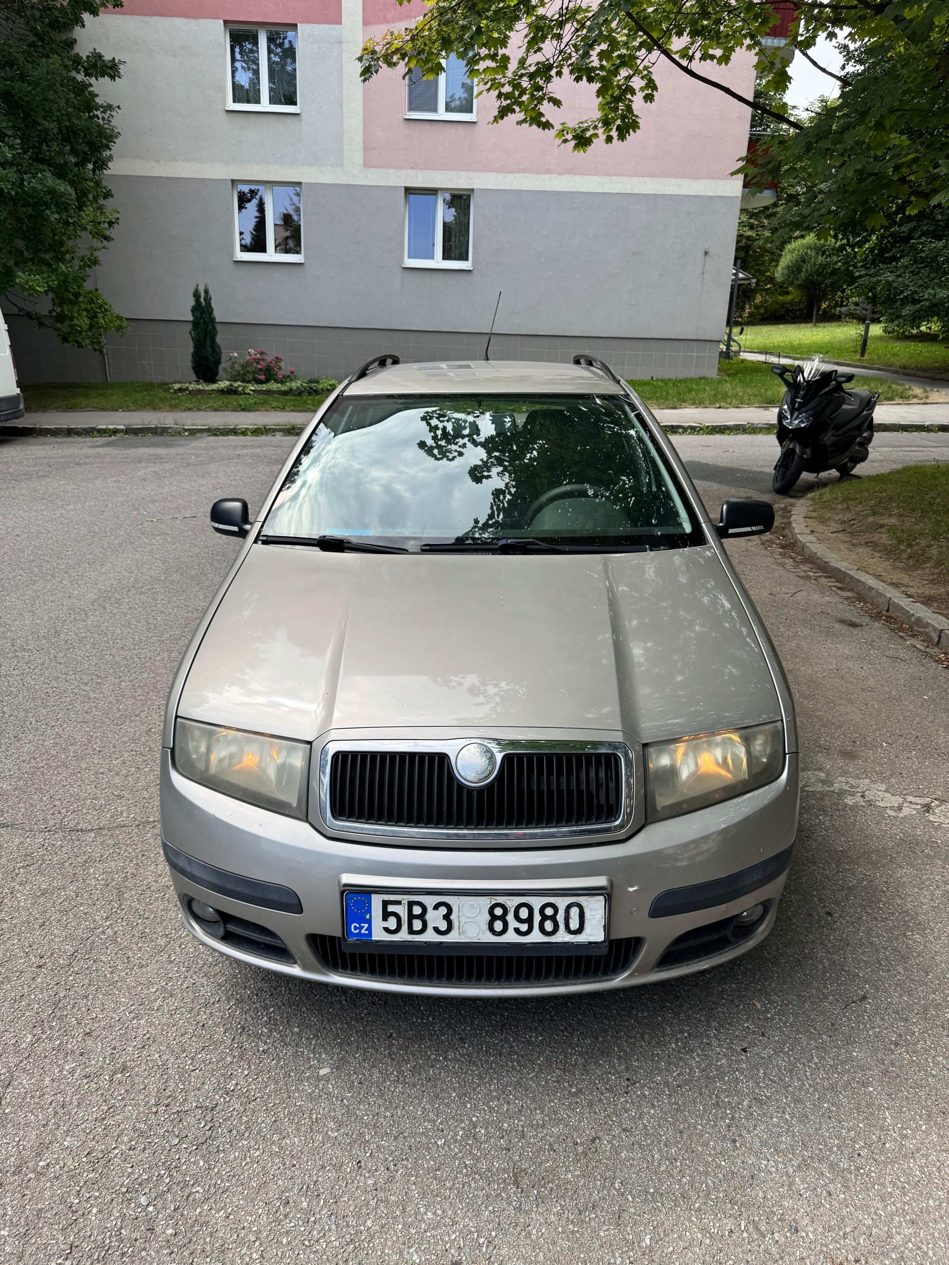 Škoda Fabia, 1.4 TDI - prav. servisováno - fotka 5