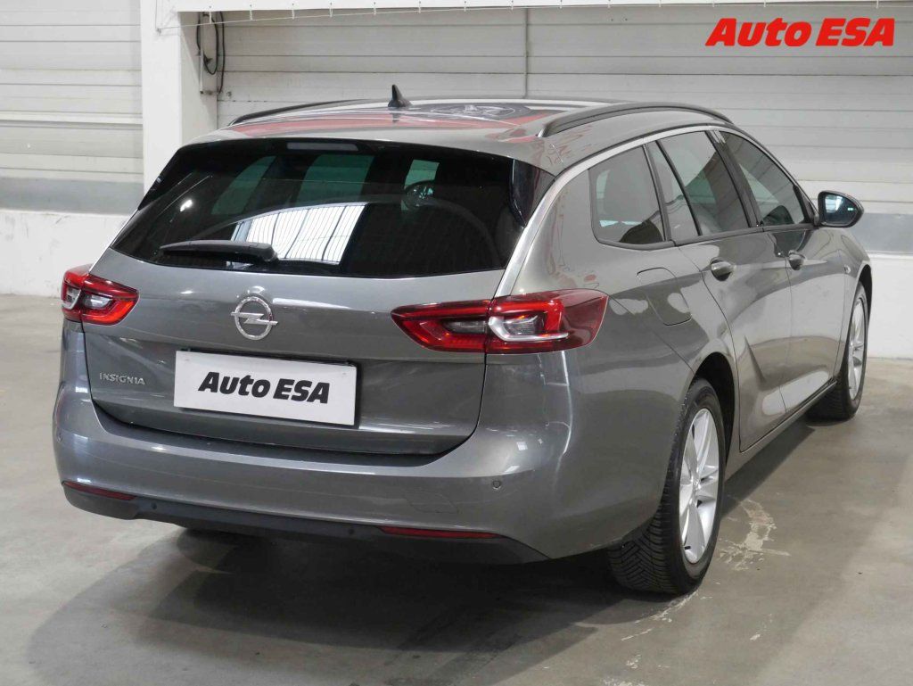 Opel Insignia, 2.0 CDTI - fotka 6