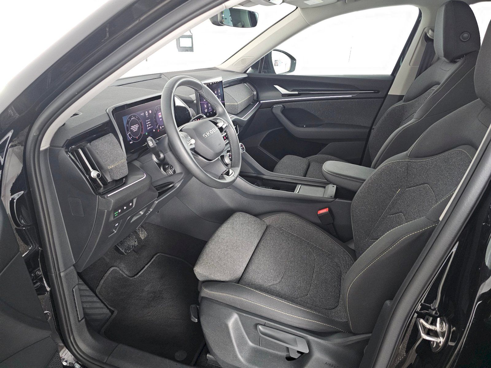 Škoda Kodiaq, 2.0TSI 150KW Selection DSG 7S - fotka 6