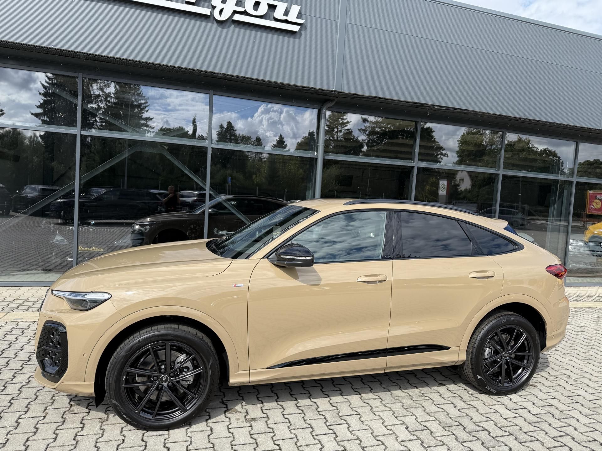 Audi Q5, SB TDI 150kW 4X4 S-LINE R20 3D - fotka 4
