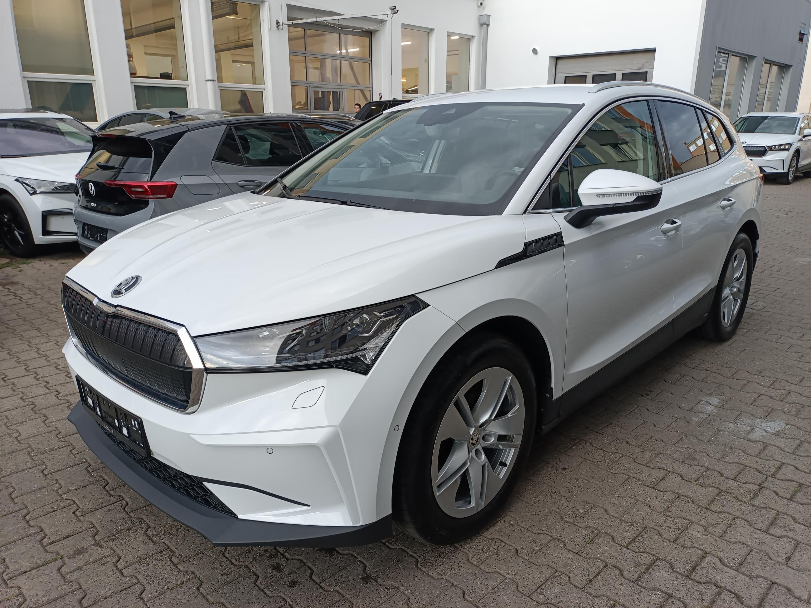 Škoda Enyaq iV, iV 80 150kW / ALU 19'' - fotka 4