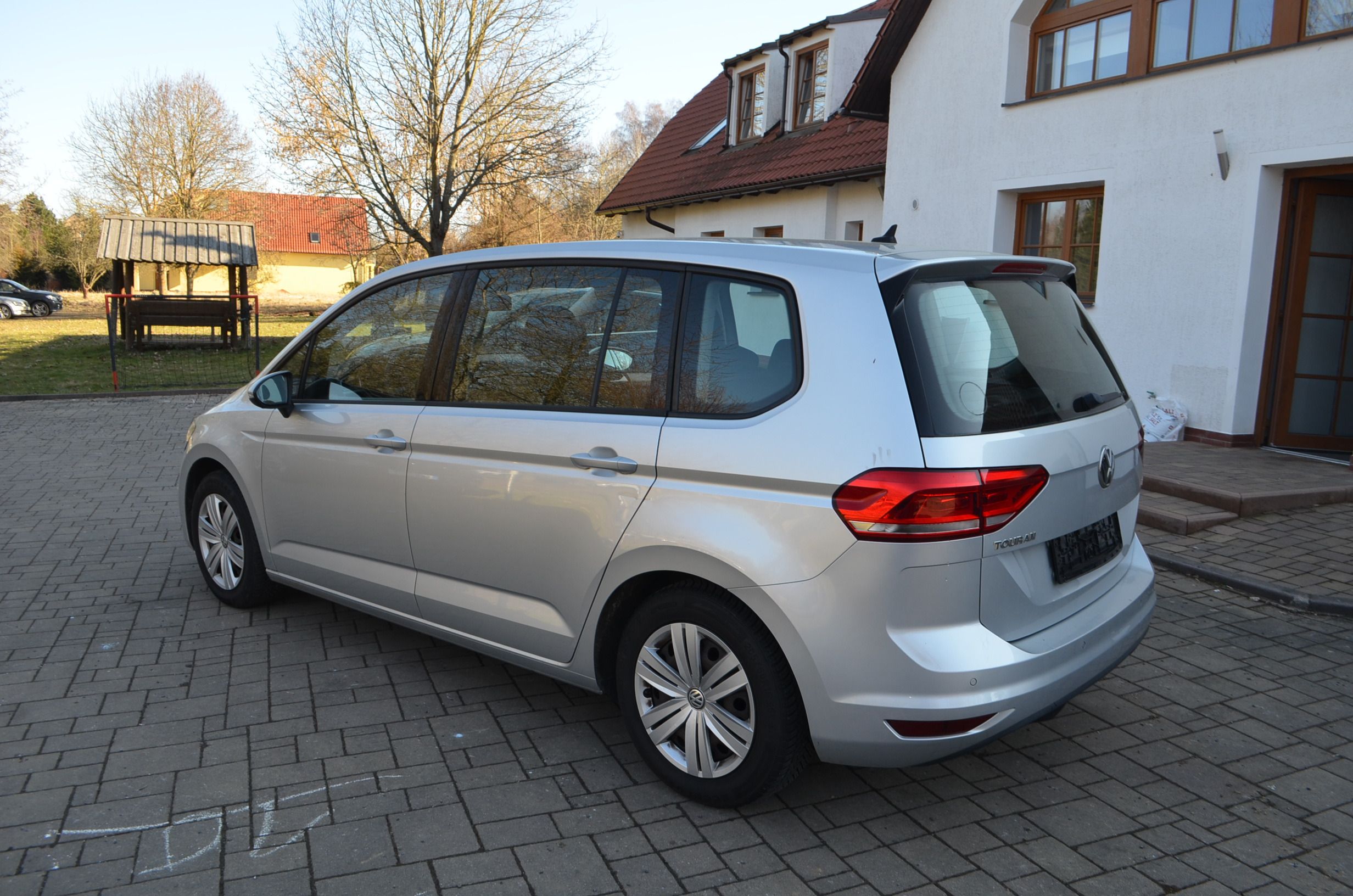 Volkswagen Touran, 1.2TSI*81KW*7-MÍST*TAŽNÉ*PARK* - fotka 3