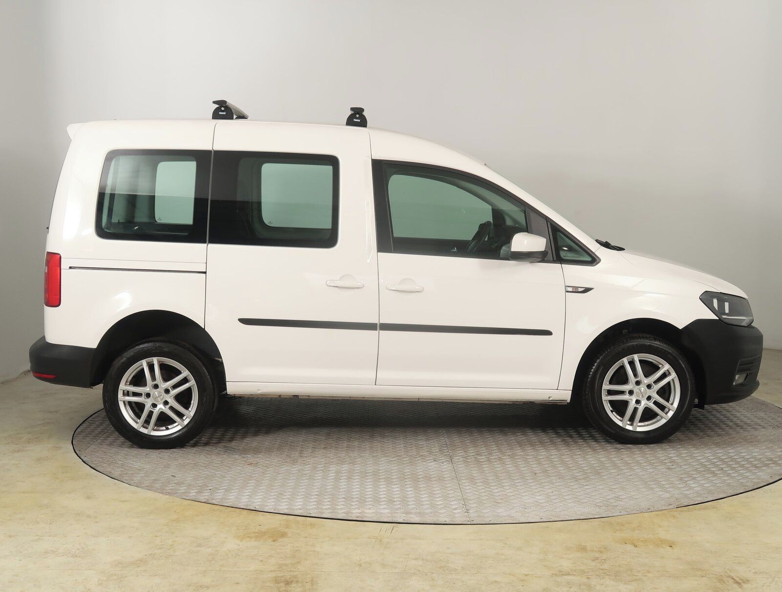 Volkswagen Caddy, 2.0 TDI 4MOTION, 5Míst, Klima - fotka 6