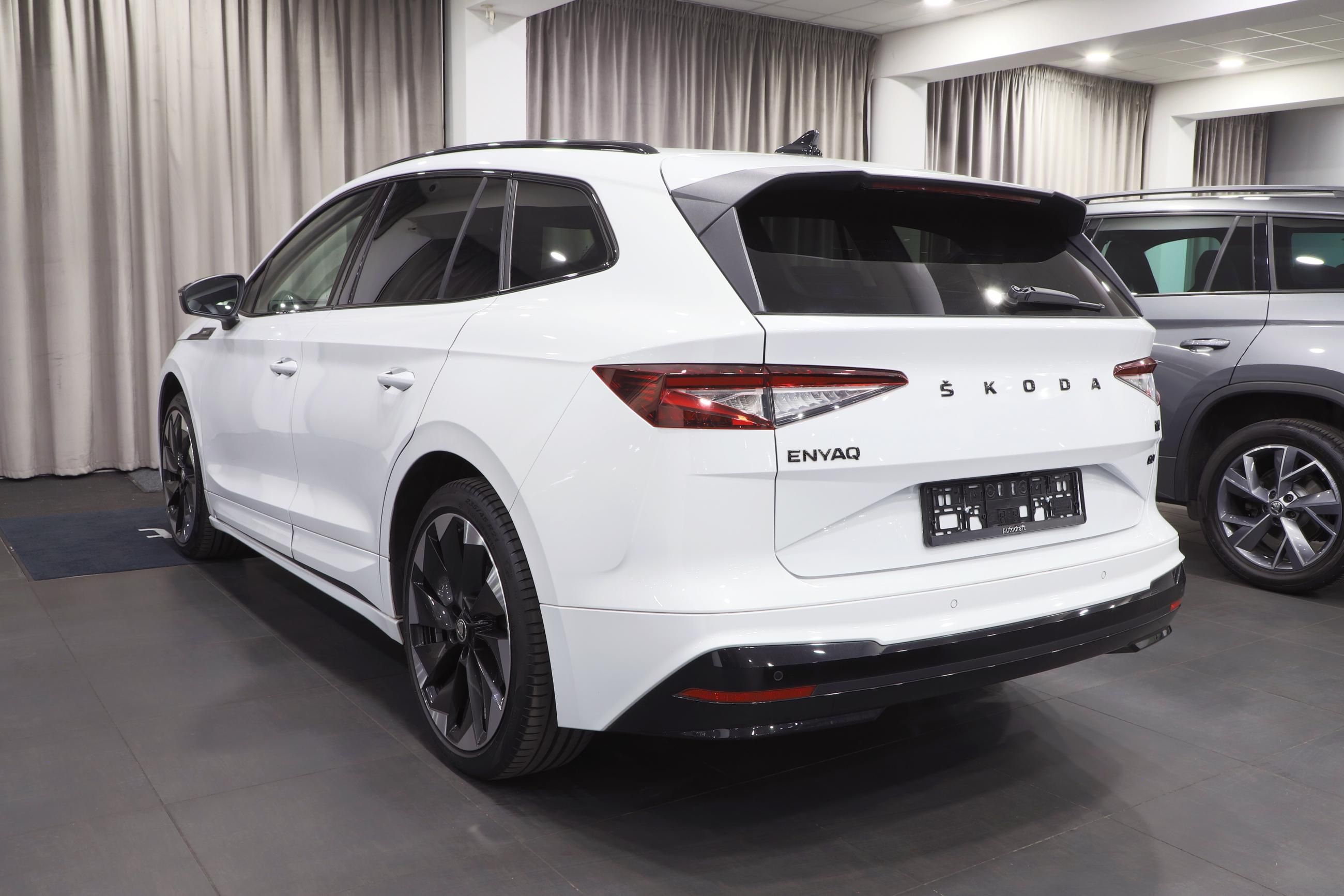 Škoda Enyaq iV, iV 60 Sportline 132kW Tepelko - fotka 5