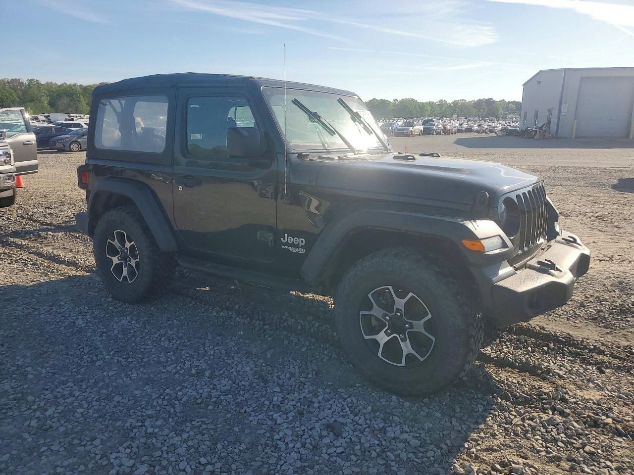 Jeep Wrangler, Auto na cestě - fotka 4