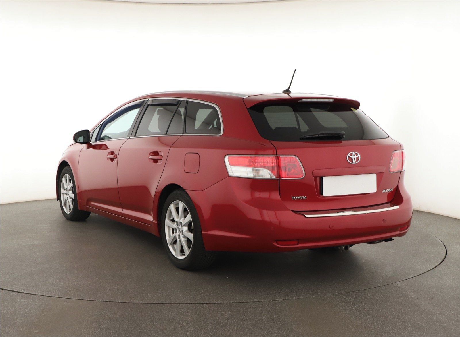 Toyota Avensis, 1.8 Valvematic, LPG - fotka 4