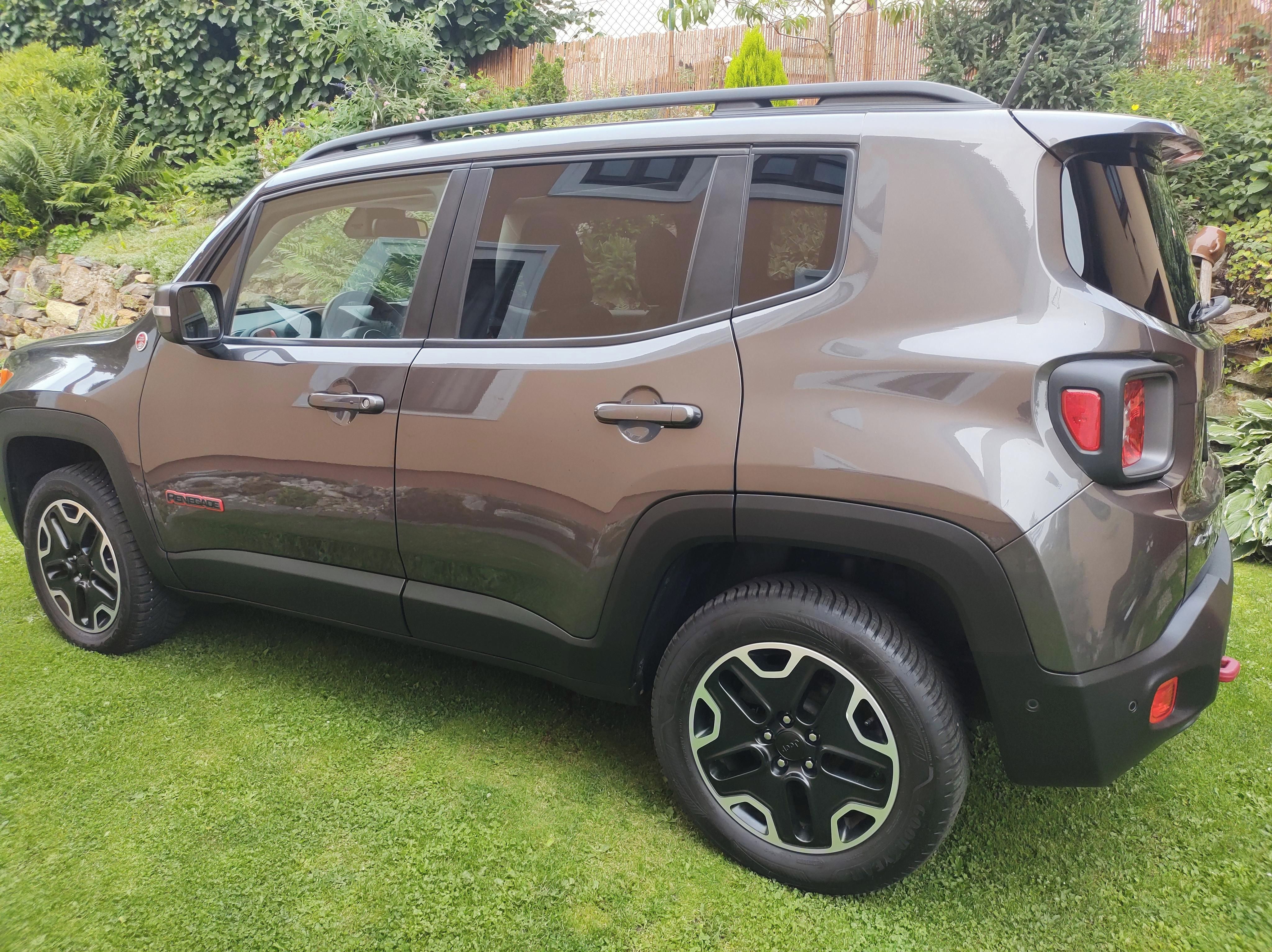 Jeep Renegade, Trailhawk ! , 4x4, max výbava - fotka 4