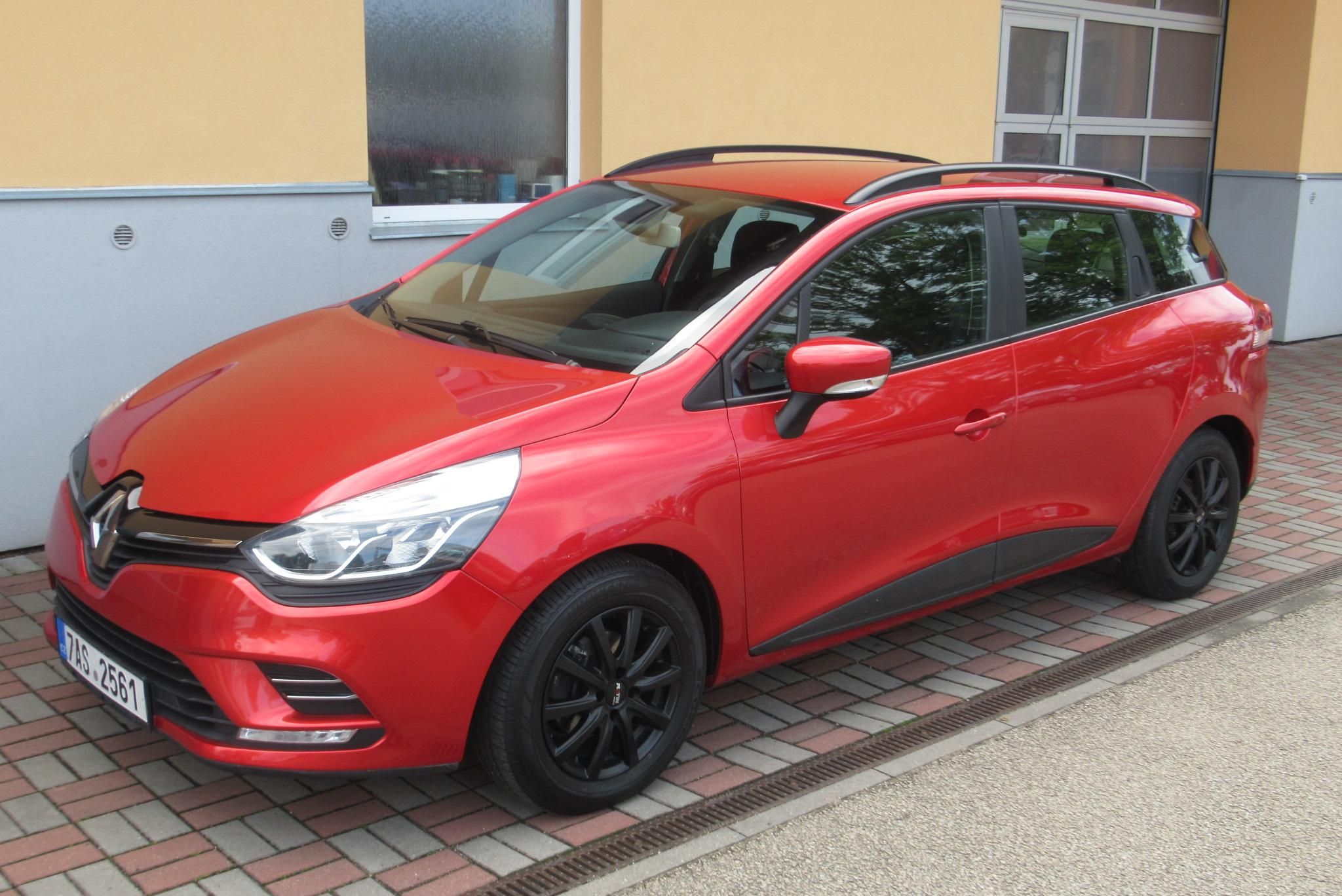 Renault Clio, 0.9 TCe KLIMA VYHŘÍV. SEDADLA - fotka 4