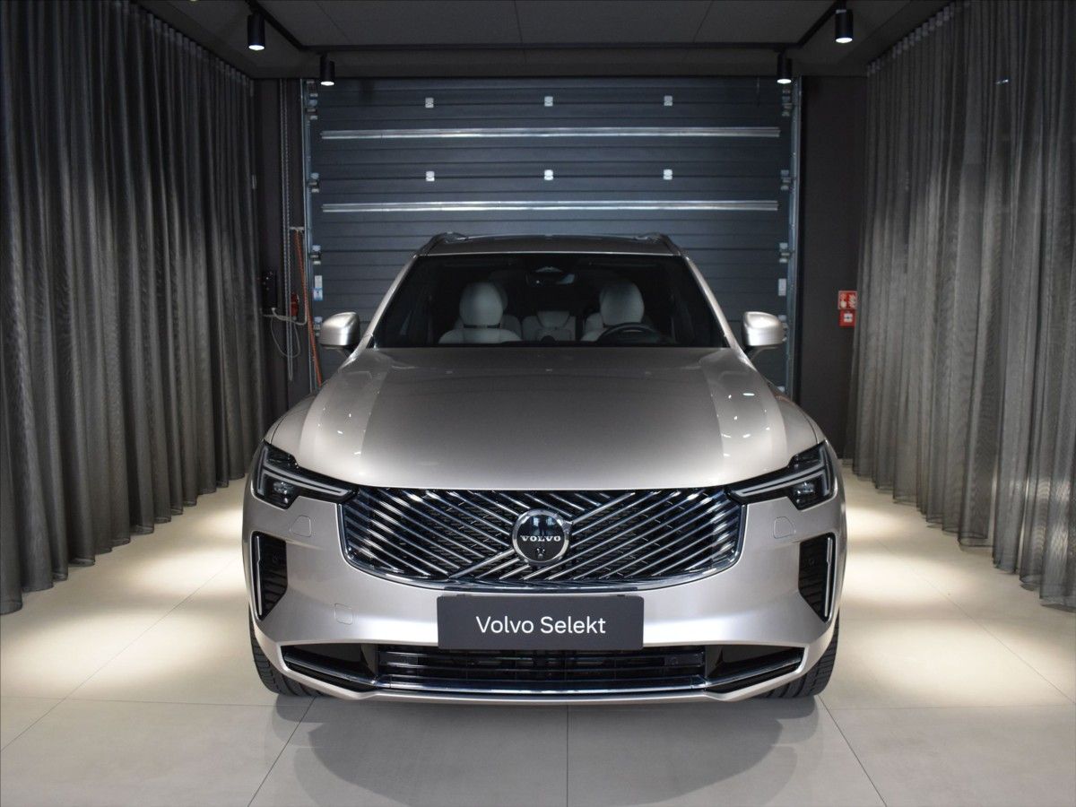 Volvo XC90, 2,0 B5 AWD ULTRA Vzduch,Tažné - fotka 6