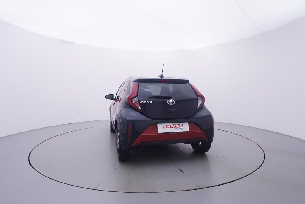 Toyota Aygo, X Style 1.0 VVT-i 53 kW - fotka 4