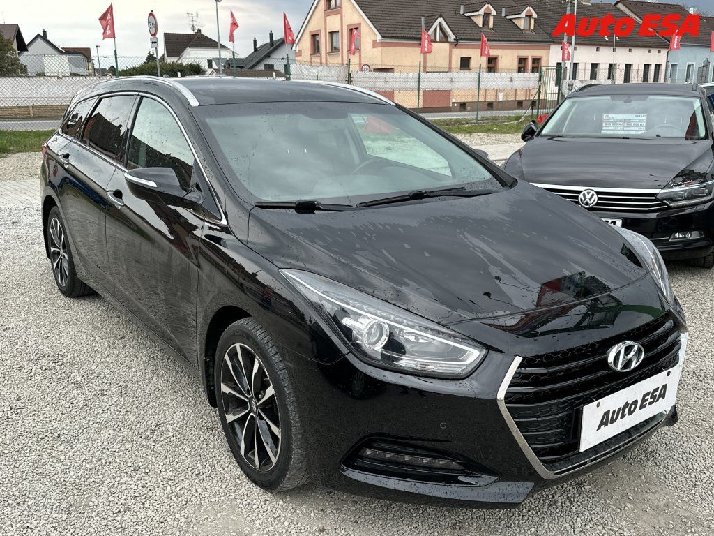 Hyundai i40, 1.7CRDi,2.maj,ČR,Navi,AC