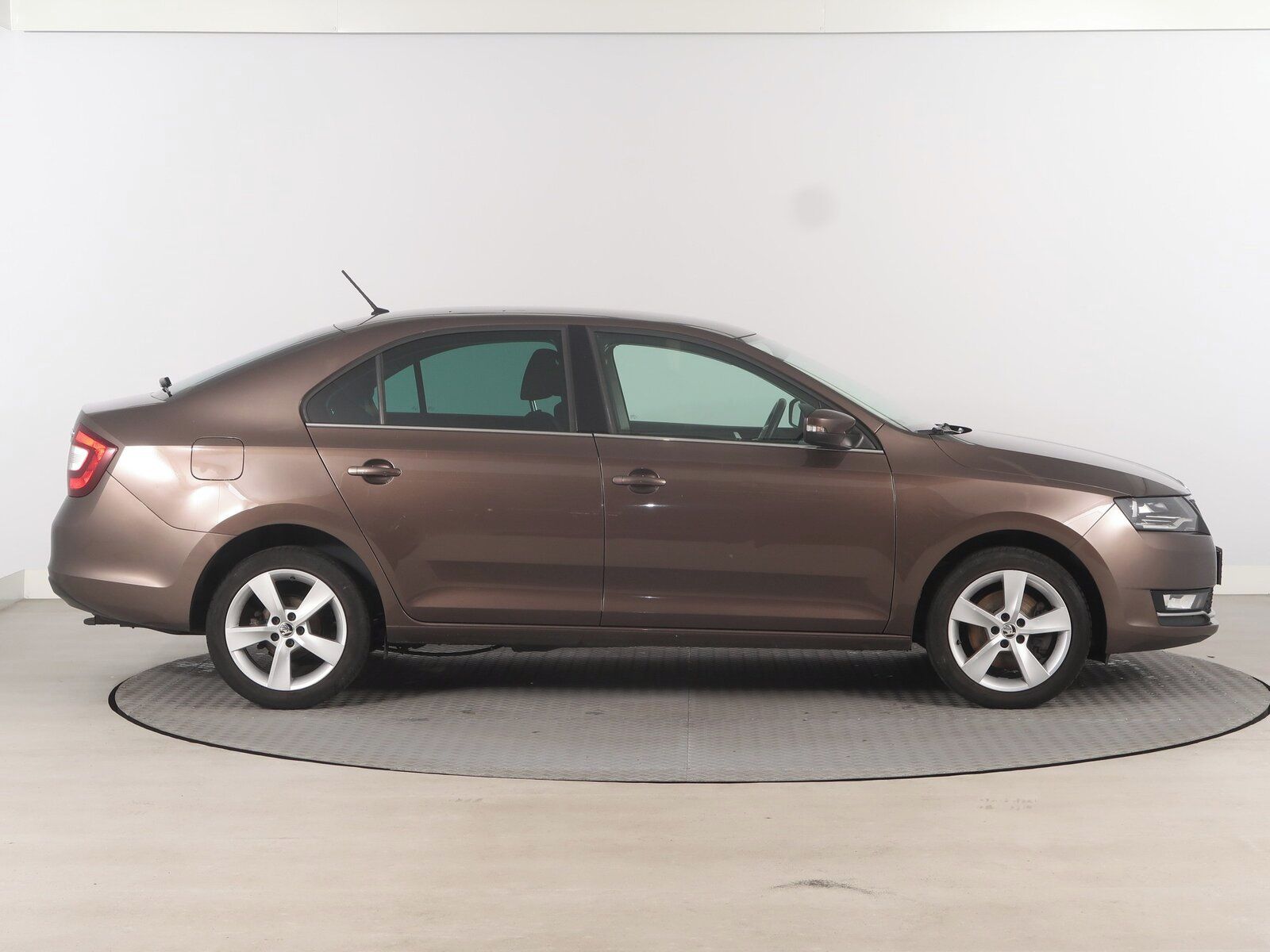 Škoda Rapid, 1.0 TSI, Style - fotka 6