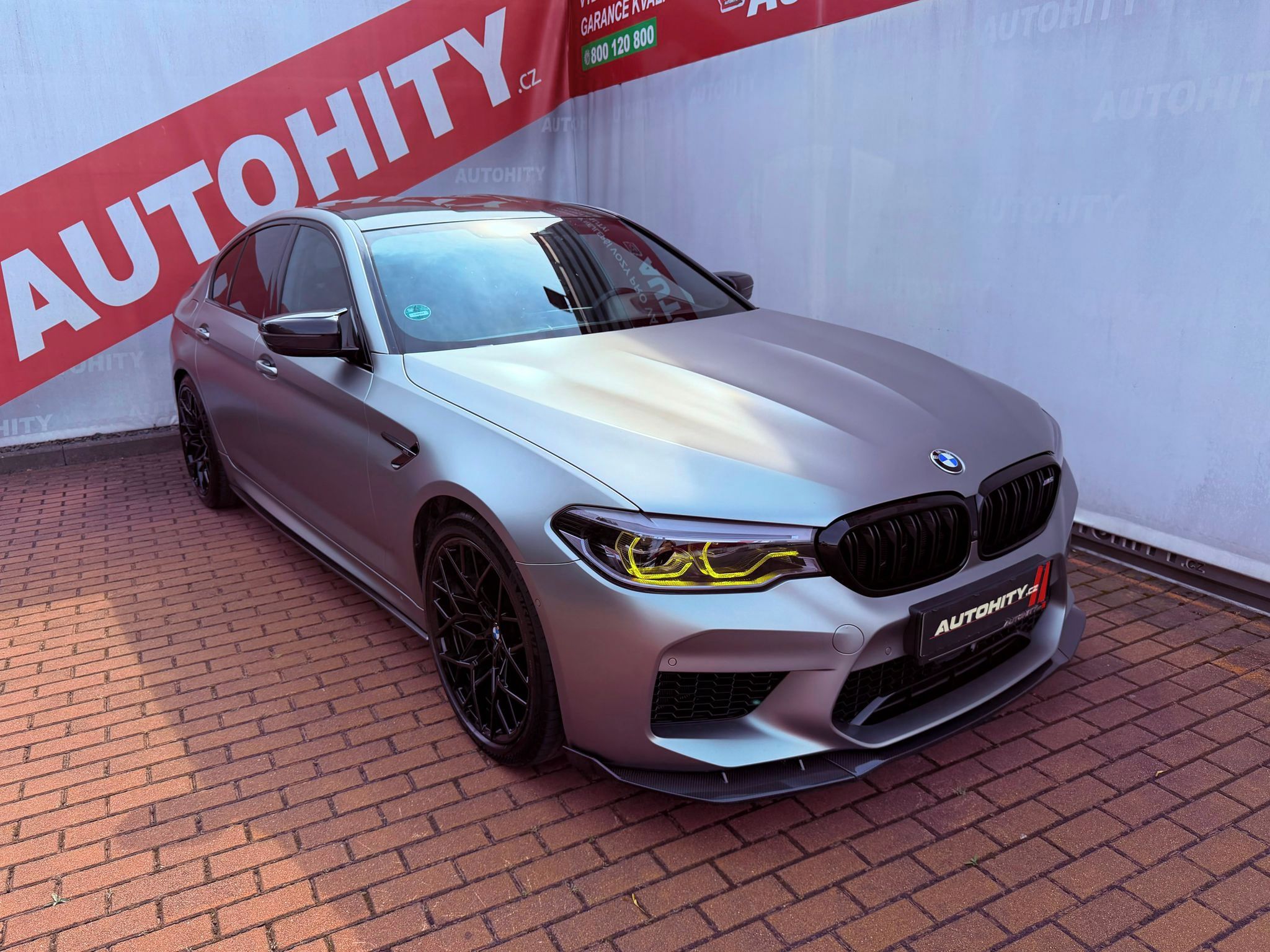 BMW M5, xDrive, H&K, ČR, Carbon - fotka 5
