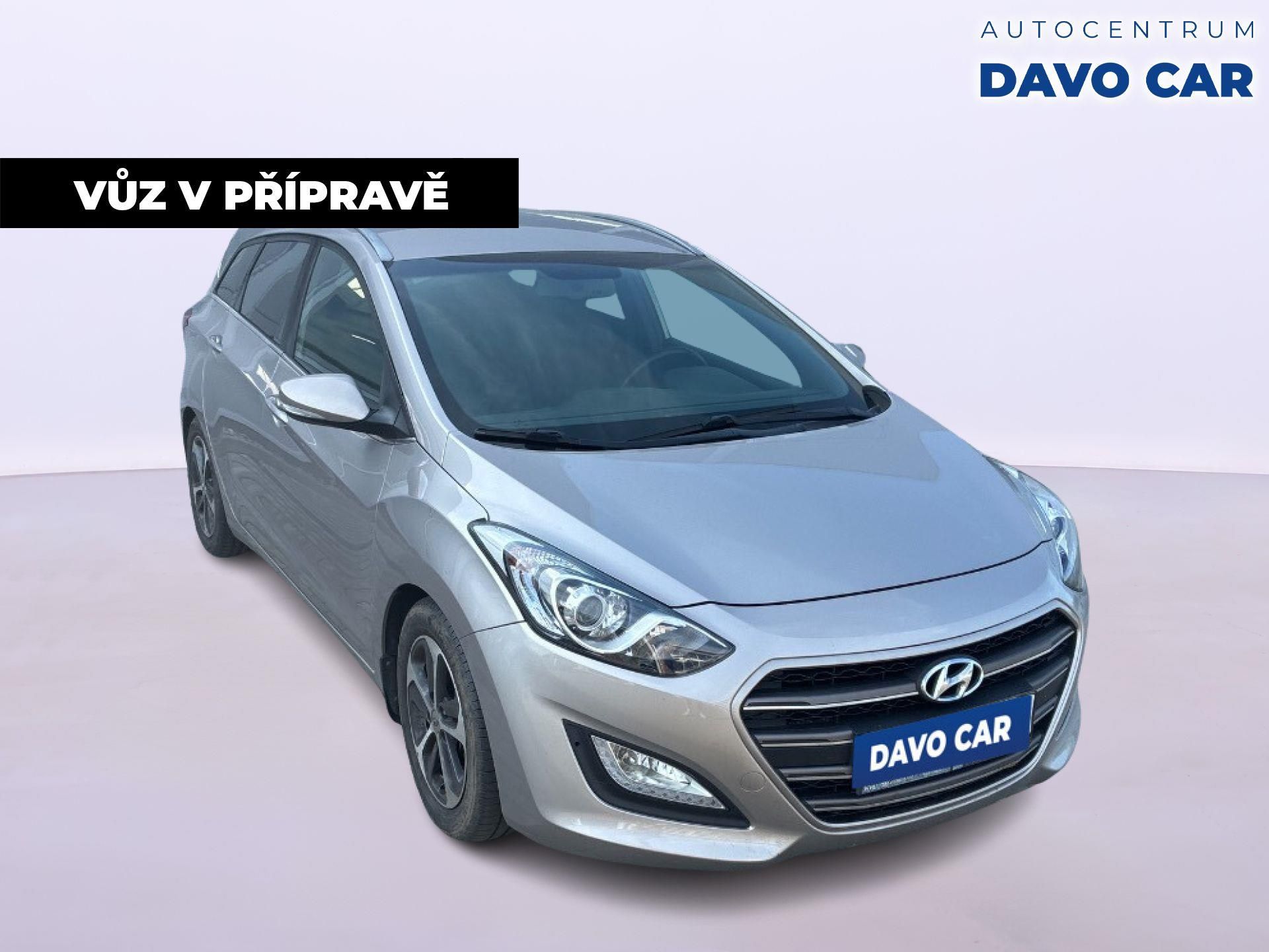 Hyundai i30, 1.6 GDI 99kW Trikolor CZ - fotka 2