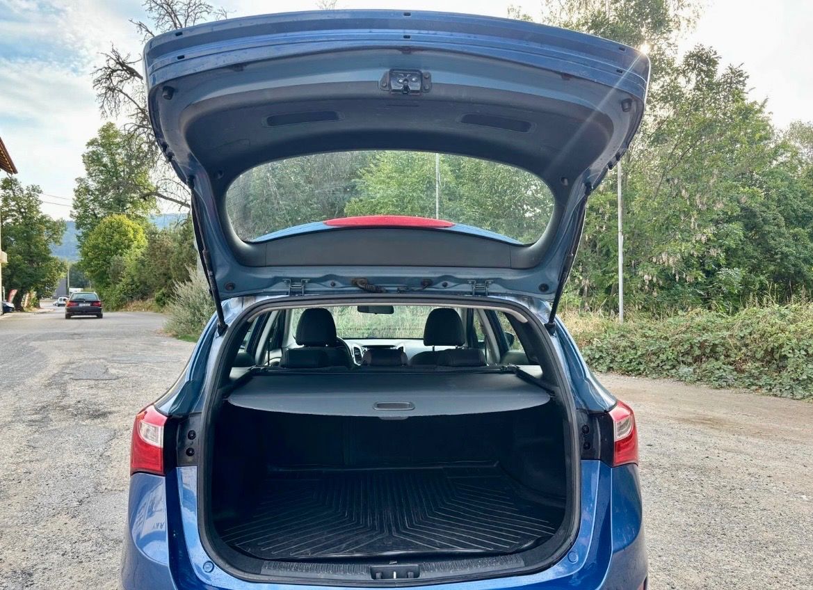 Hyundai i30, Hyundai i30 kombi 1.6 CRDi - fotka 5