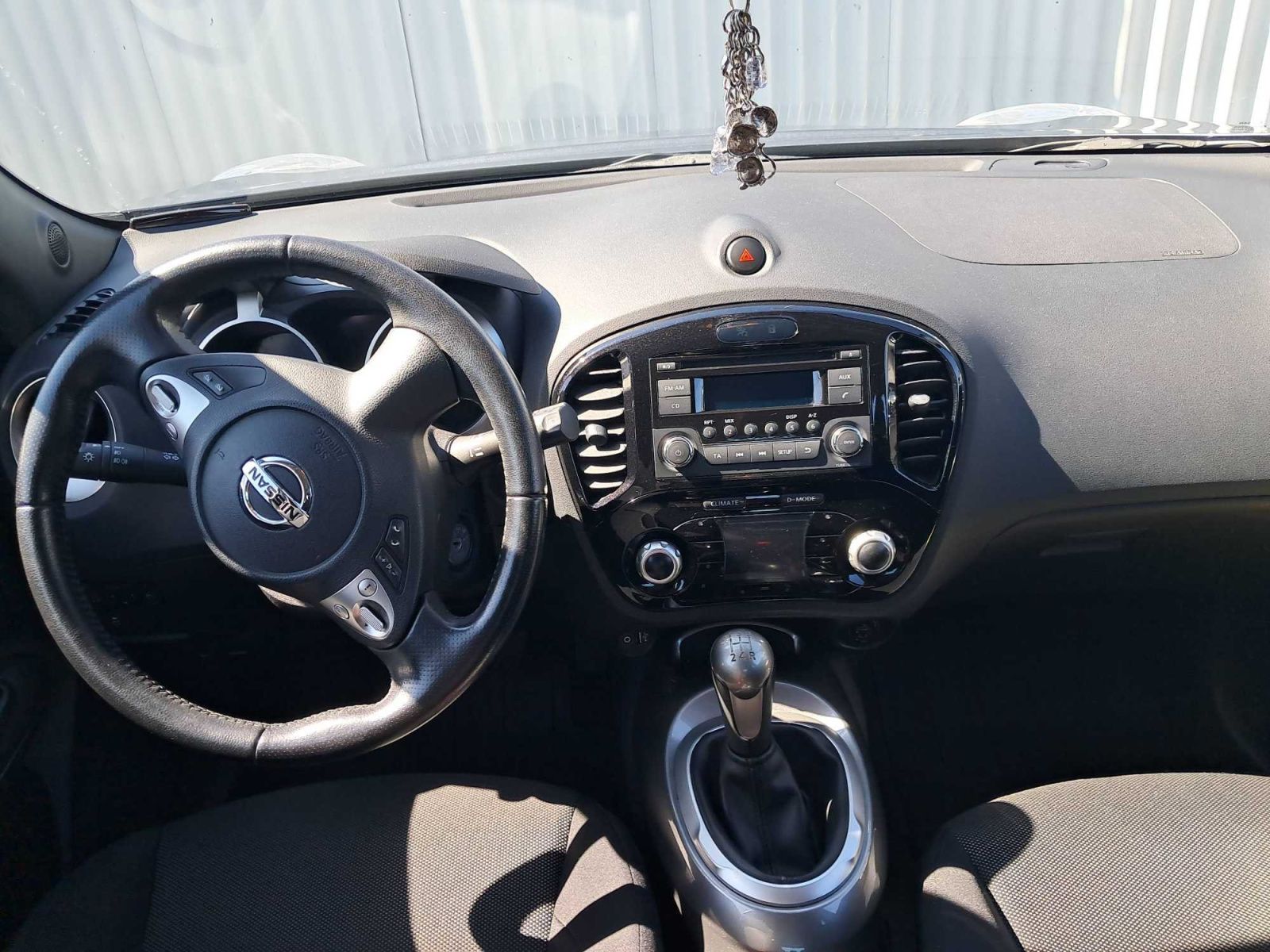 Nissan Juke, 1.6 i, ČR,1.maj - fotka 3