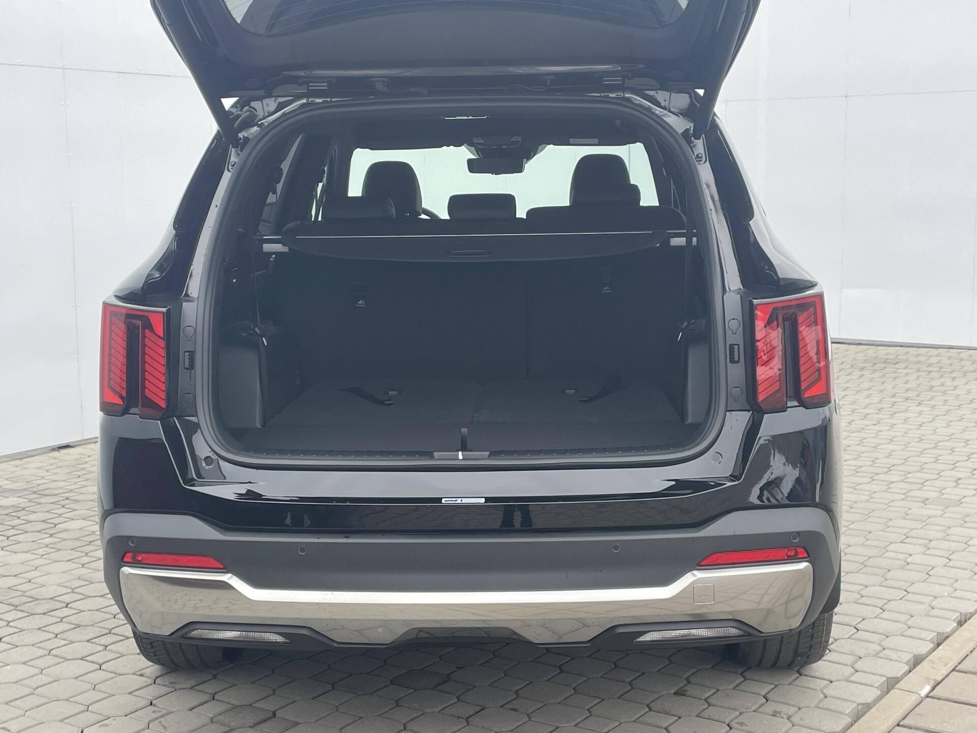 Kia Sorento, TOP 8DCT 4x4 2,2 CRDi - fotka 4