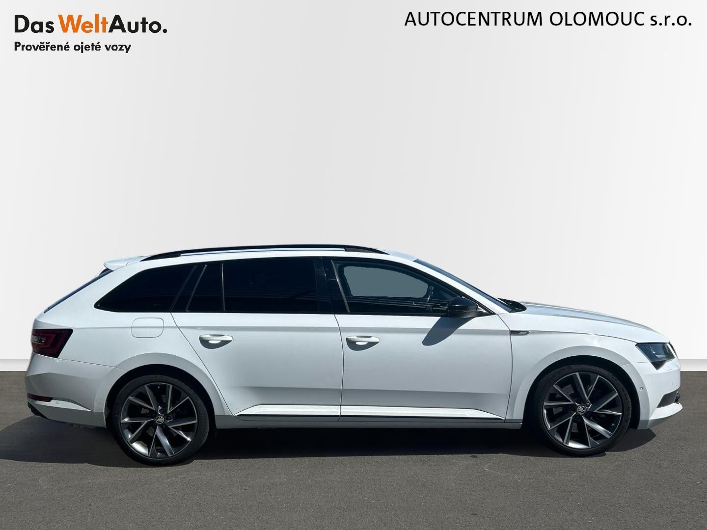 Škoda Superb, kombi 2.0 TSI 6DSG 4x4 SportLi - fotka 3
