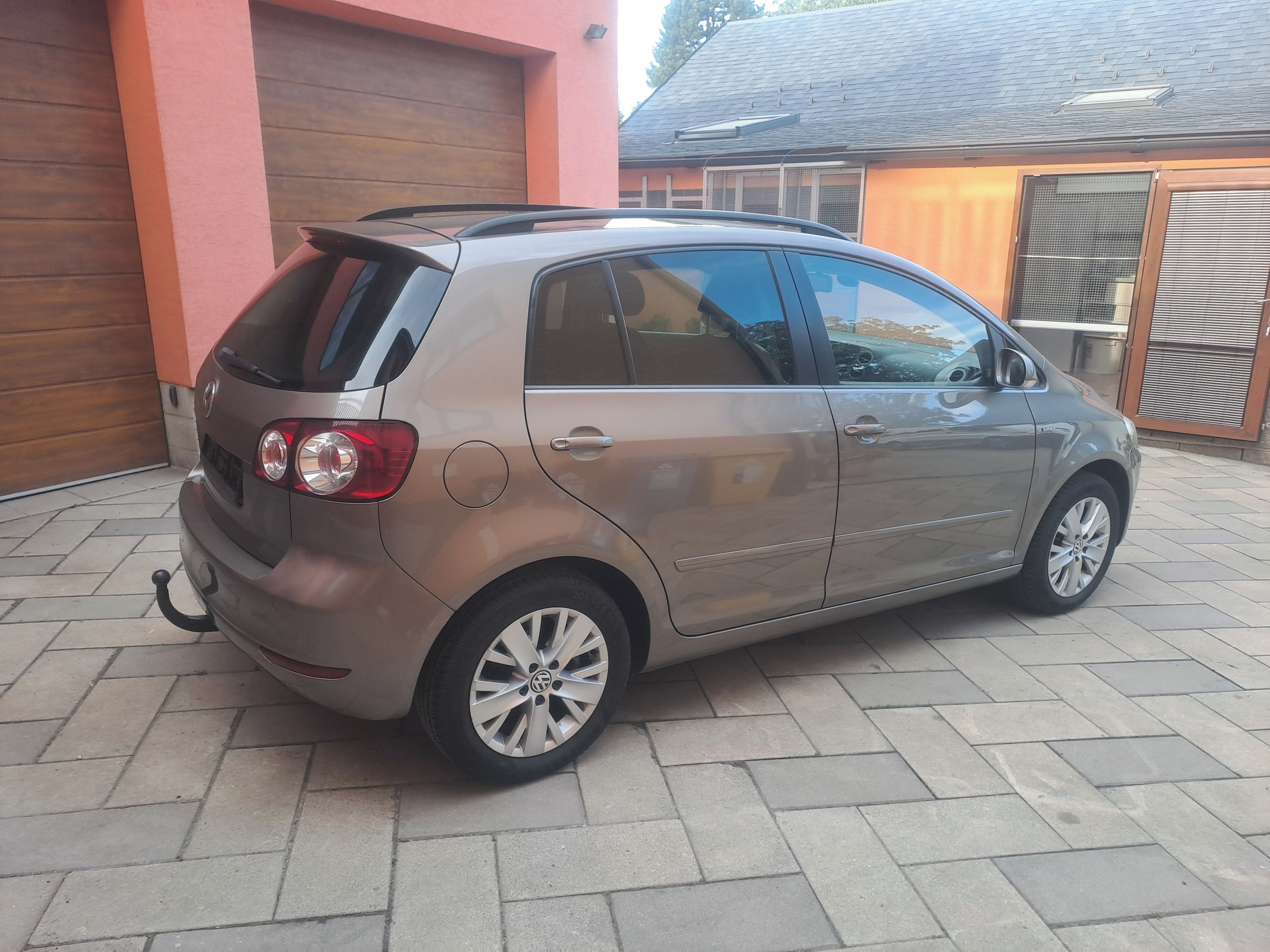Volkswagen Golf Plus, VW GOLF 6 PLUS 1,2 tsi 2013 - fotka 5
