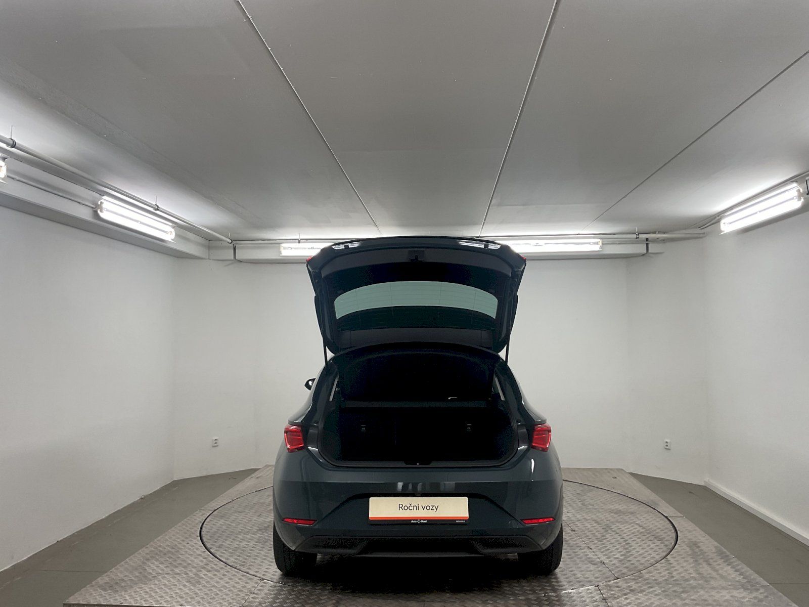 Seat Leon, 4. gen 1.5 eTSI 115 k Style DS - fotka 6