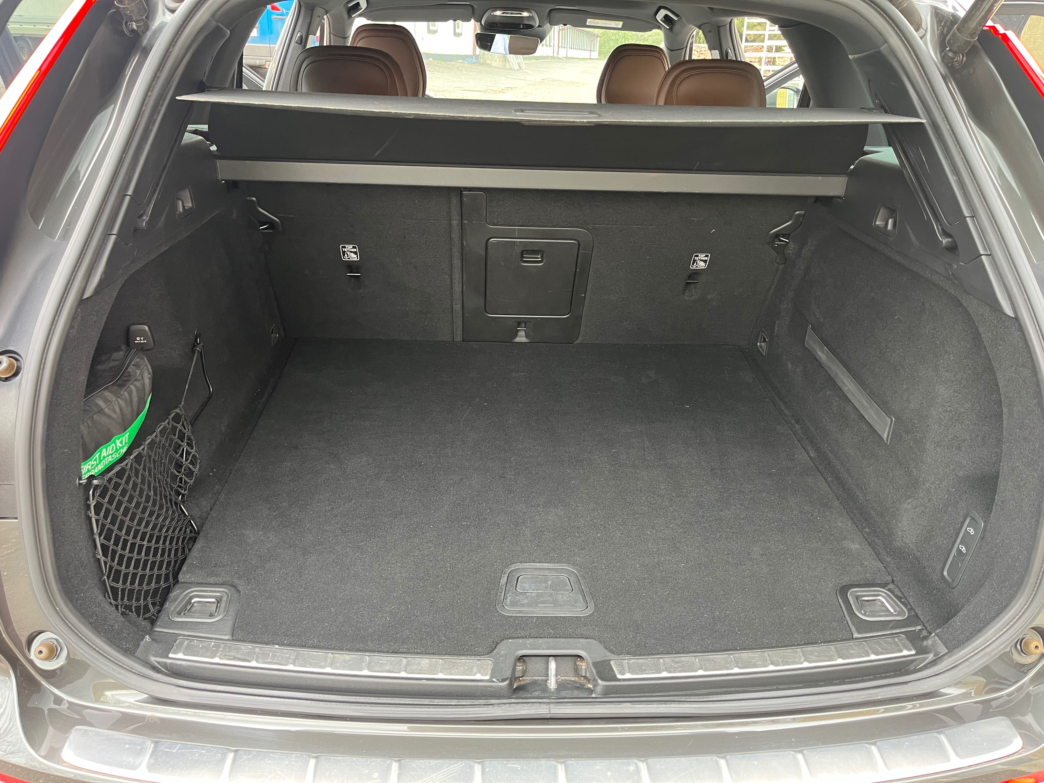 Volvo XC60, Inscription , B4 , mild hybrid - fotka 6