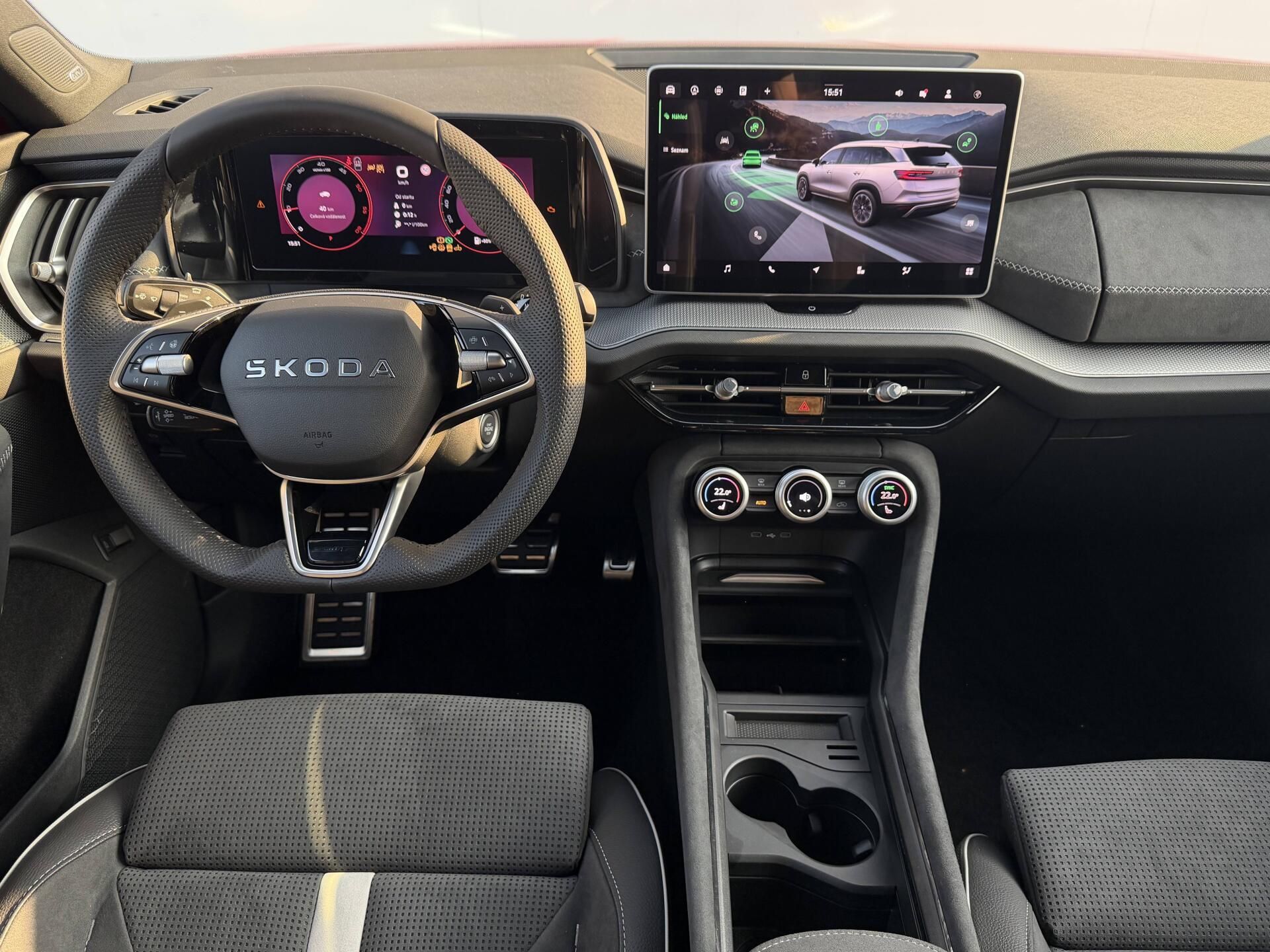 Škoda Kodiaq, Sportline 7DSG  2,0TDI - fotka 4