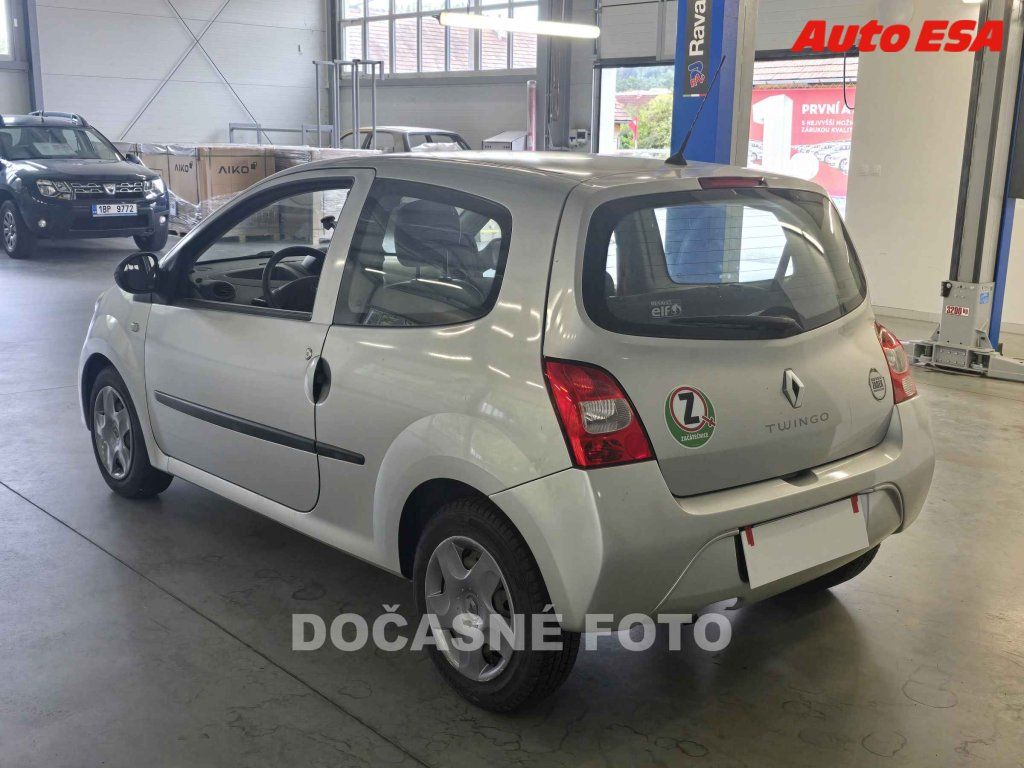 Renault Twingo, 1.2i,2.maj - fotka 2