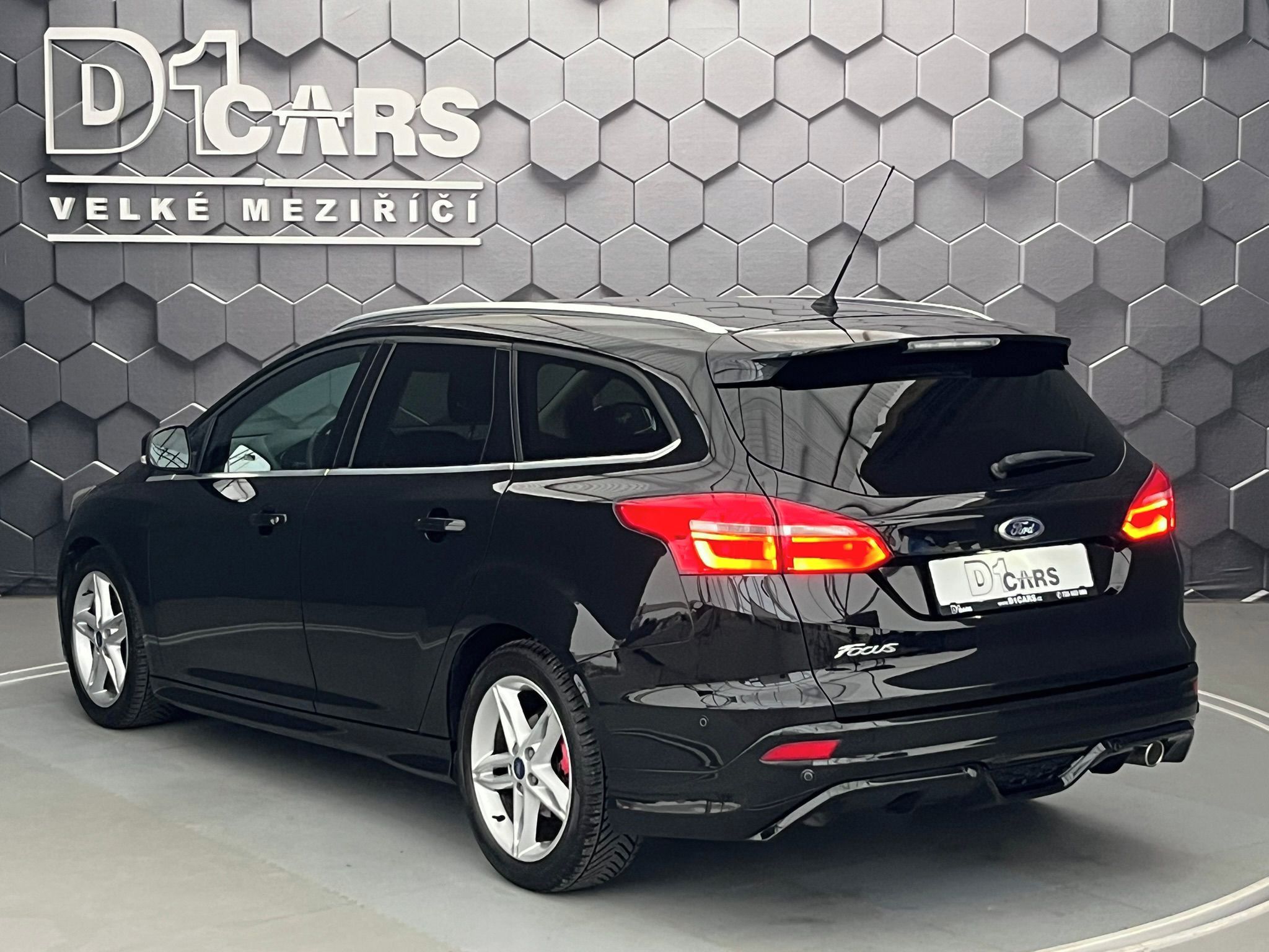 Ford Focus, SPORT bodykit - fotka 2