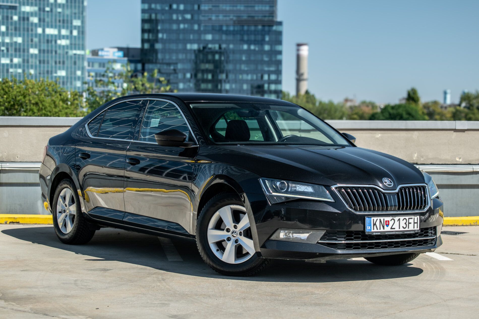 Škoda Superb - fotka 3