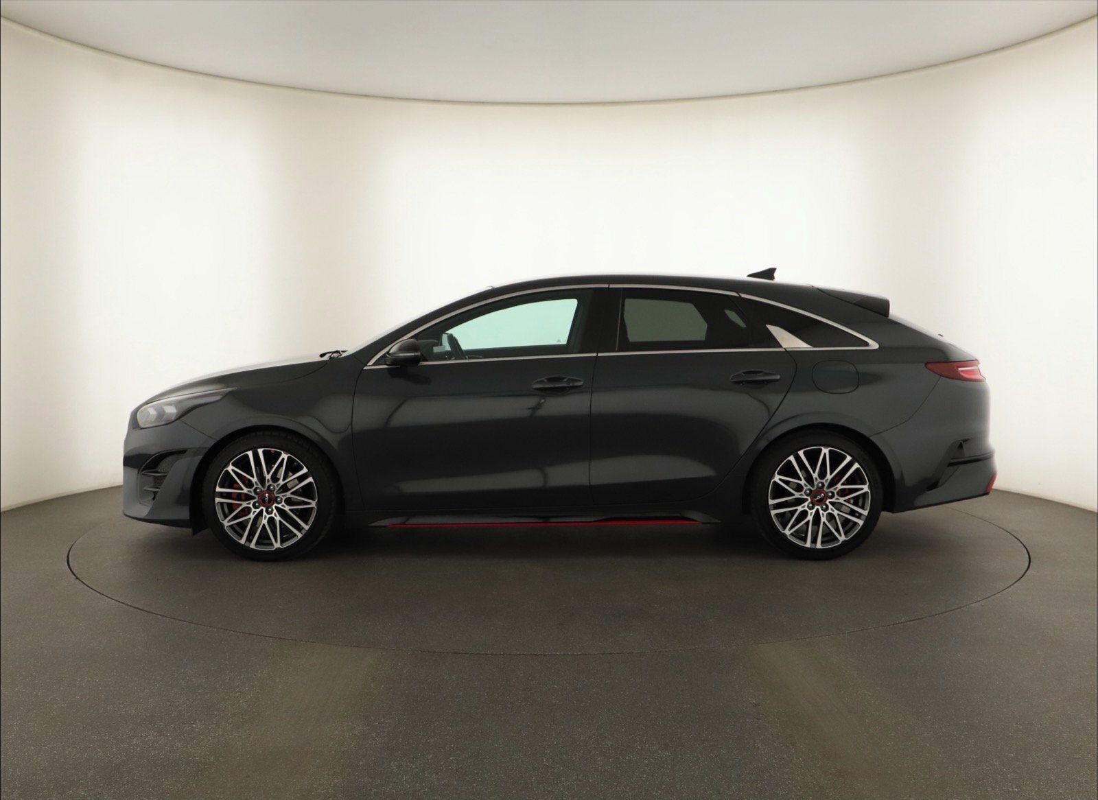 Kia ProCeed, GT 1.6 T-GDI, Automat, ČR - fotka 3