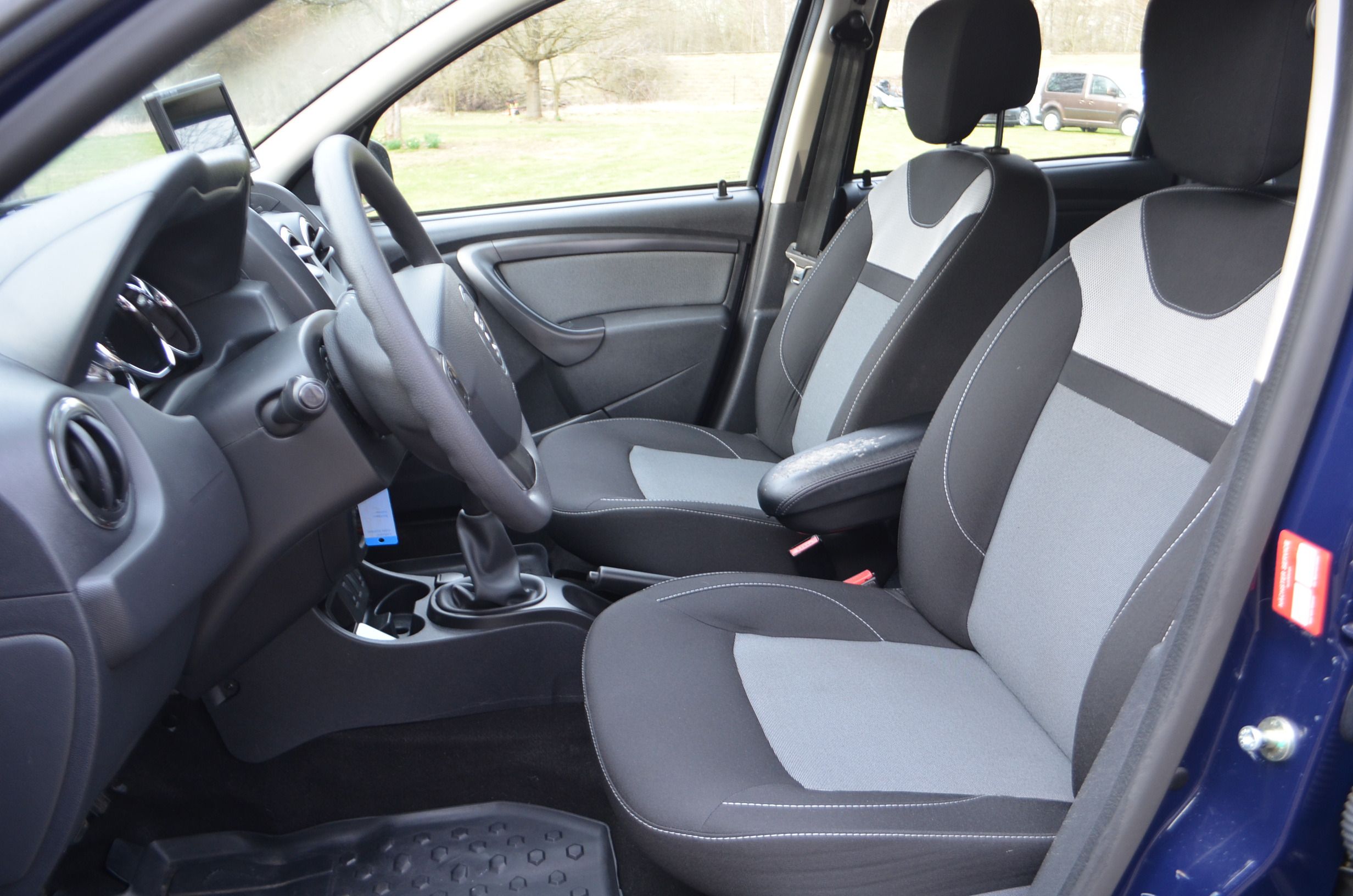 Dacia Duster, 1.6SCE*BENZIN*JEN 56.000KM!!** - fotka 5