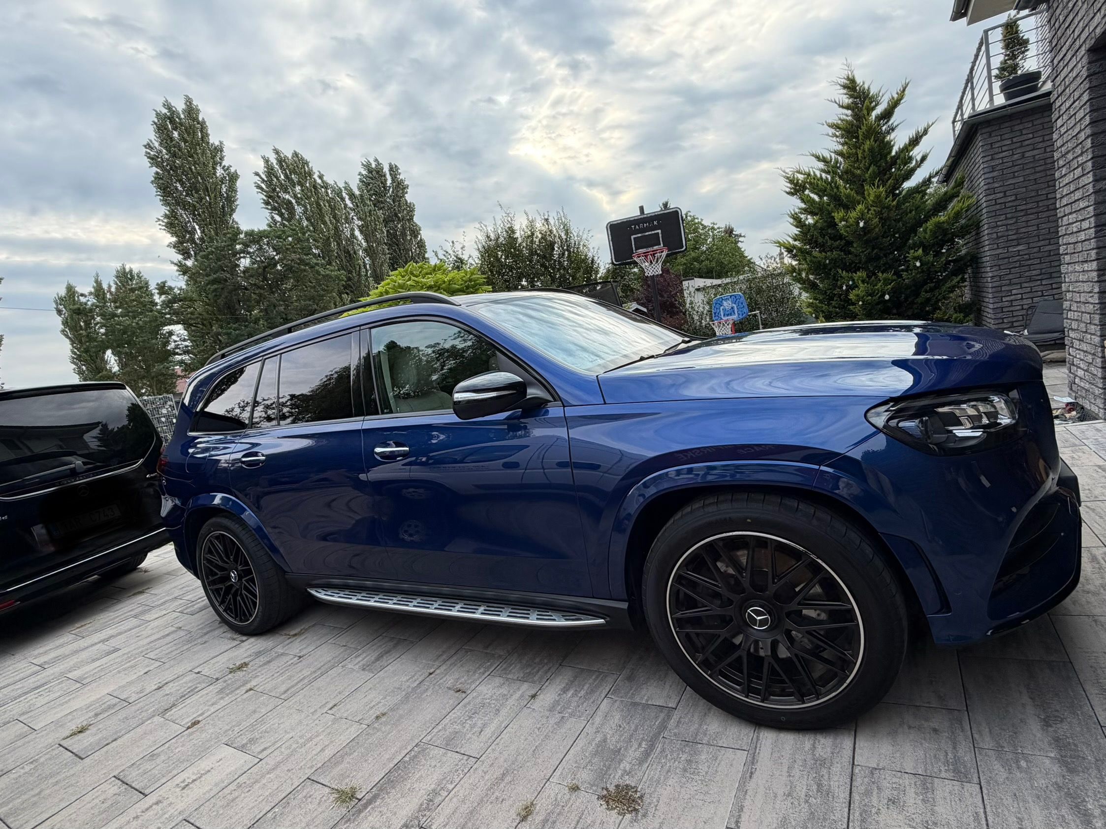 Mercedes-Benz GLS, Mercedes Benz AMG 400d - fotka 2