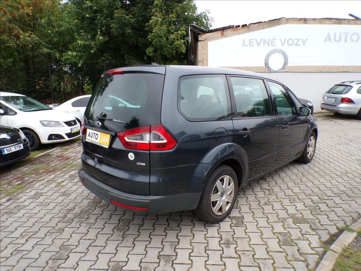 Ford Galaxy, 1,8 TDCI  7 MÍST - fotka 5
