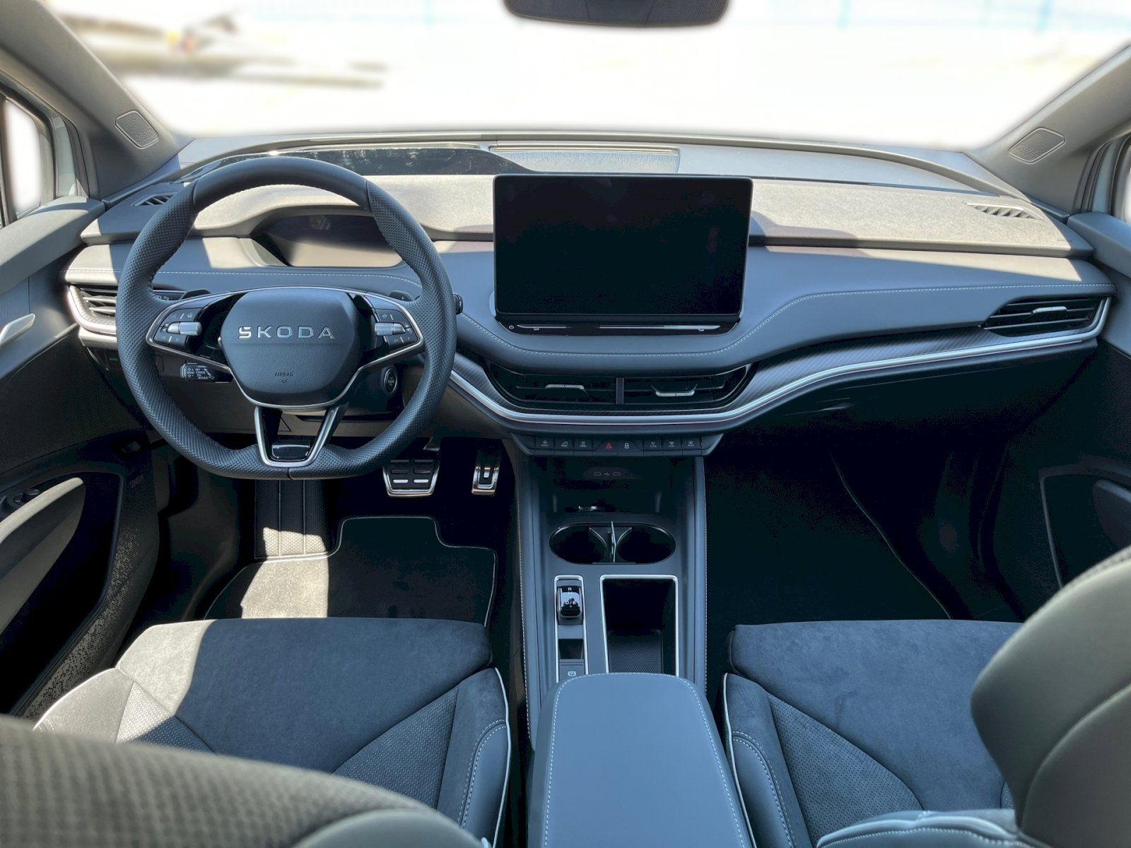 Škoda Enyaq iV, ENYAQ SPORTLINE 210 KW / 82 KW - fotka 5