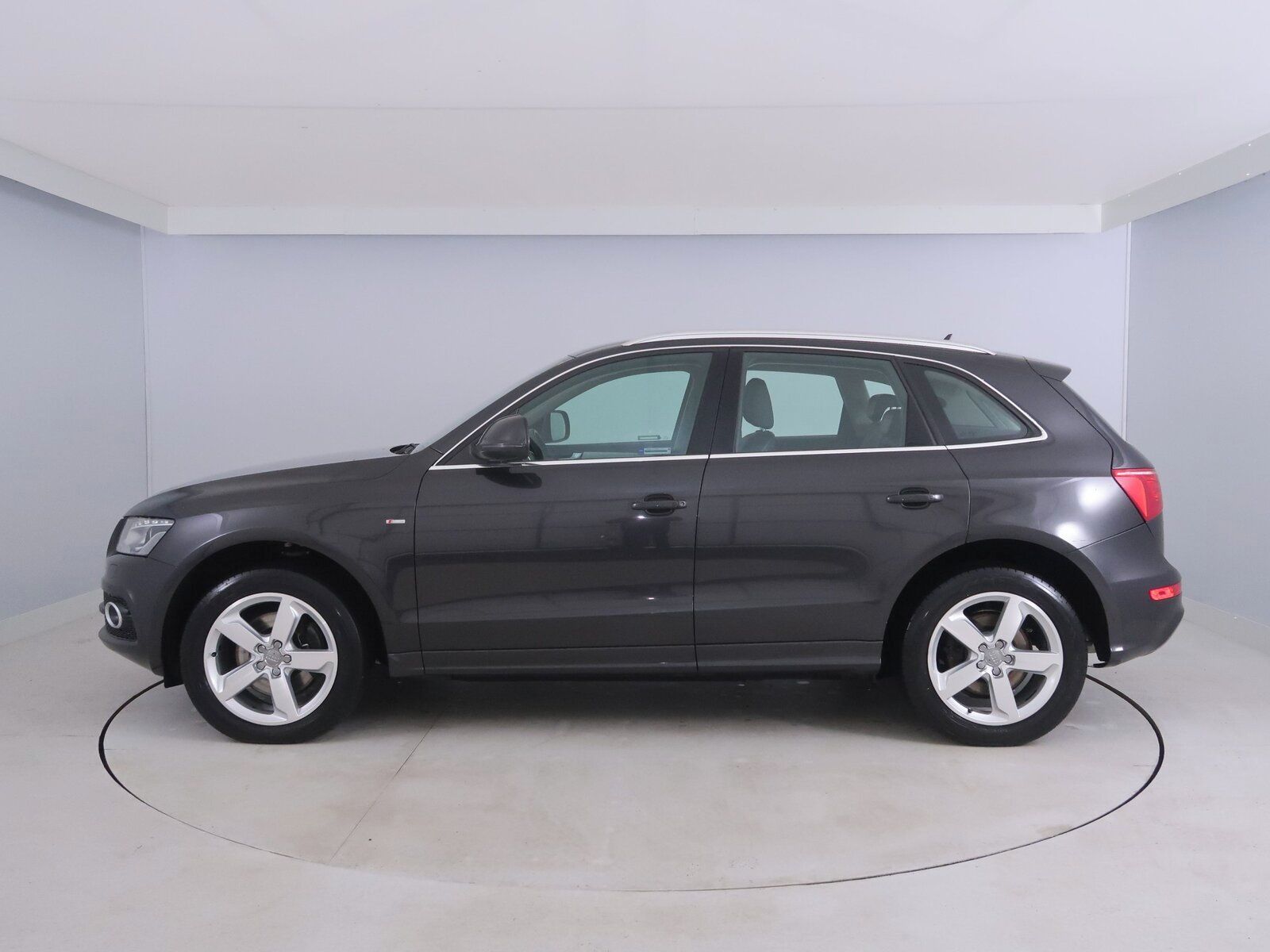 Audi Q5, 3.0 TDI, S line, 4X4, Automat - fotka 3
