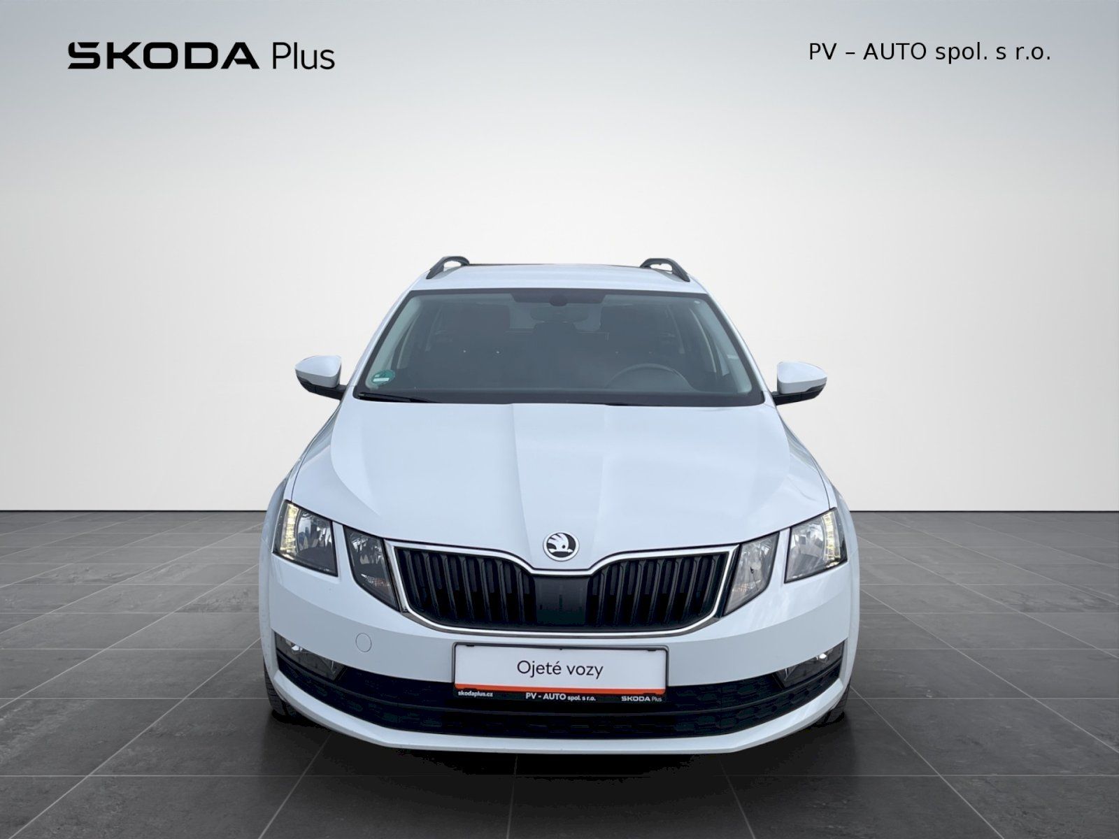 Škoda Octavia, 1.4 TSI 110kW DSG Ambition Plu - fotka 4