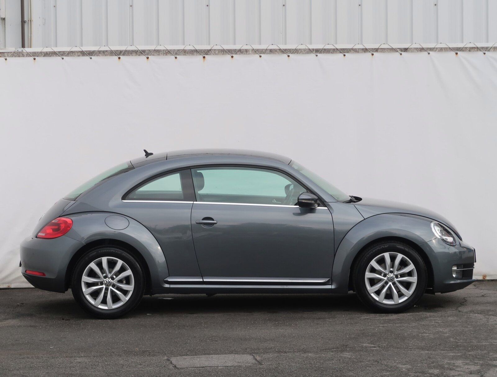 Volkswagen Beetle, 1.2 TSI, Automatická klima - fotka 6